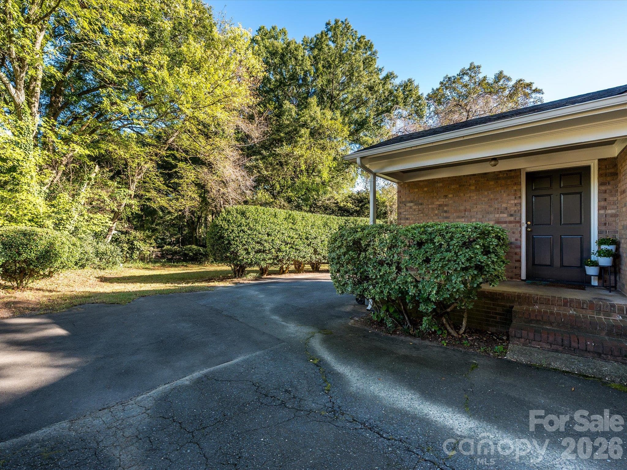 Single Family Residence at 3833 Sulkirk Road, Charlotte, photo 30 of 31