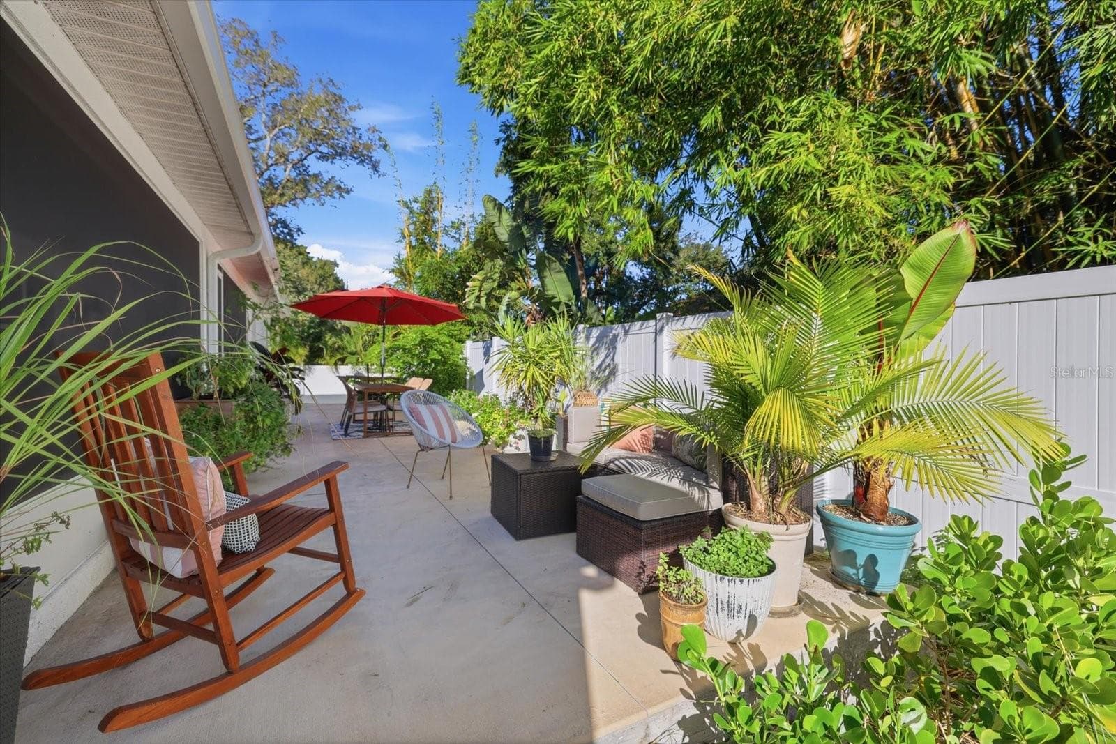 Newly added 512sq ft cement patio space. - 300 FORDHAM RD, VENICE