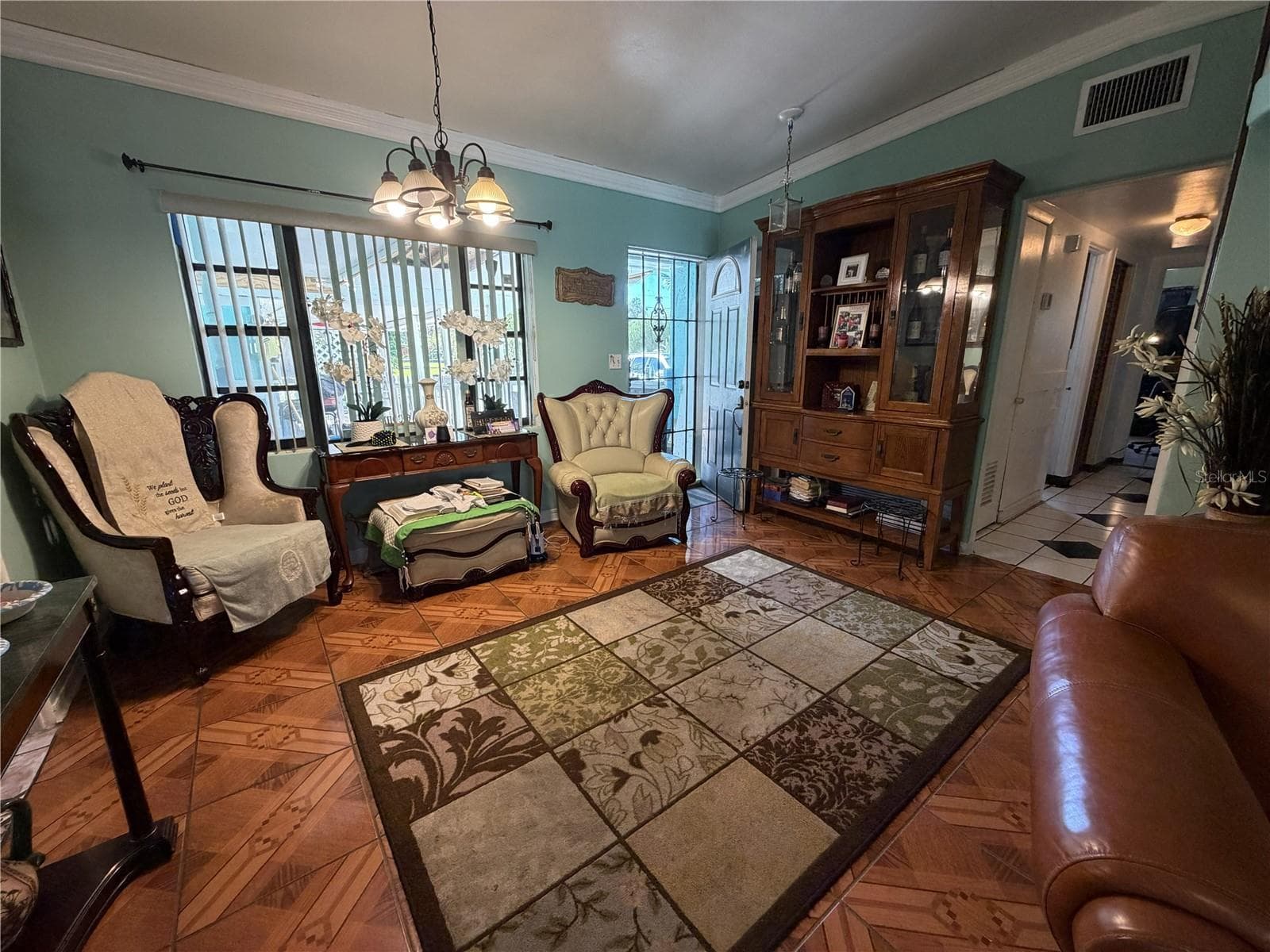 Single Family Residence at 5117 W WASHINGTON ST, ORLANDO, photo 3 of 14