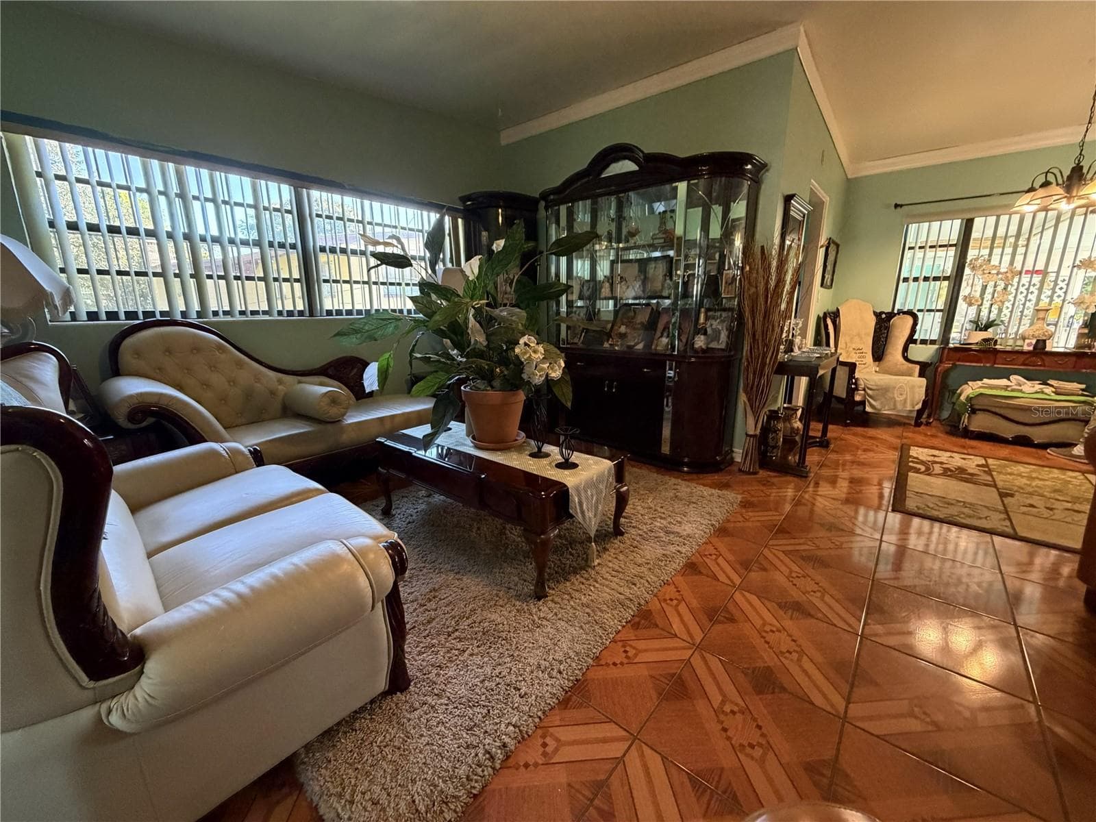 Single Family Residence at 5117 W WASHINGTON ST, ORLANDO, photo 4 of 14