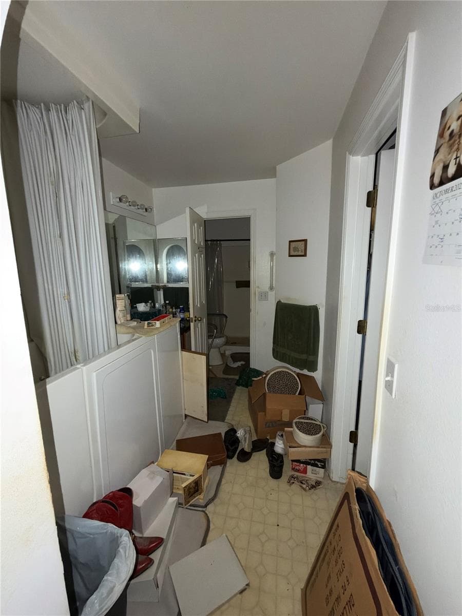 Hall Bath - 16116 DORCHESTER BLVD, CLERMONT
