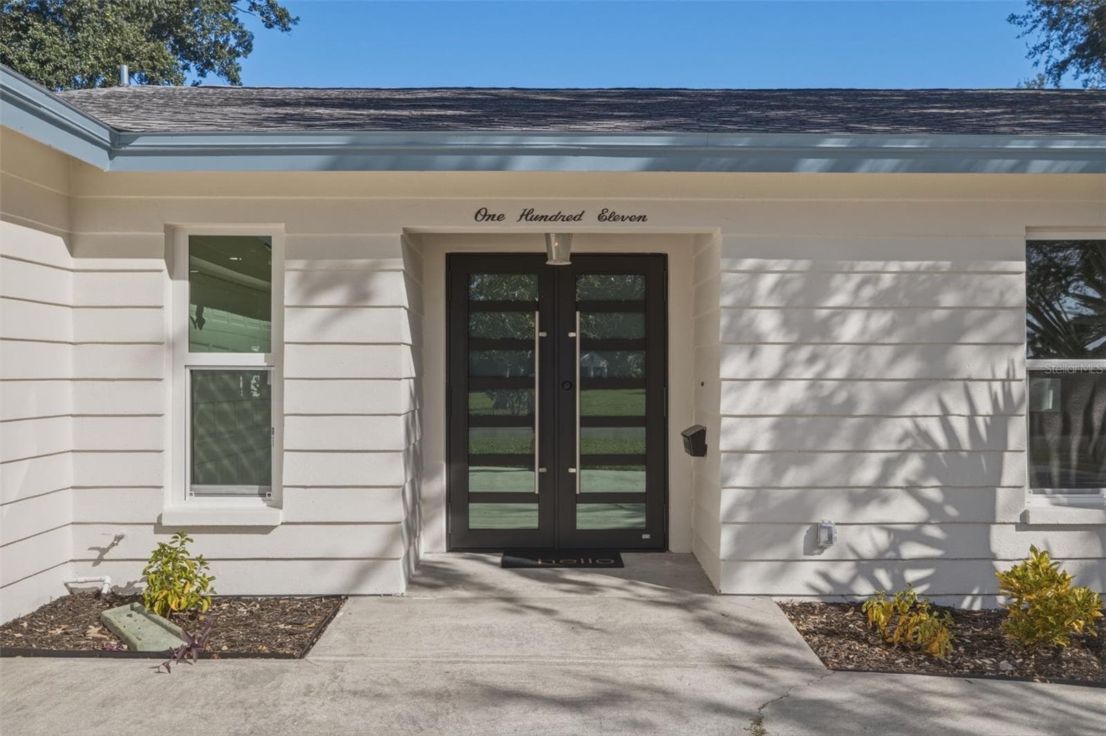 Single Family Residence at 111 58TH AVE S, ST PETERSBURG, photo 2 of 42