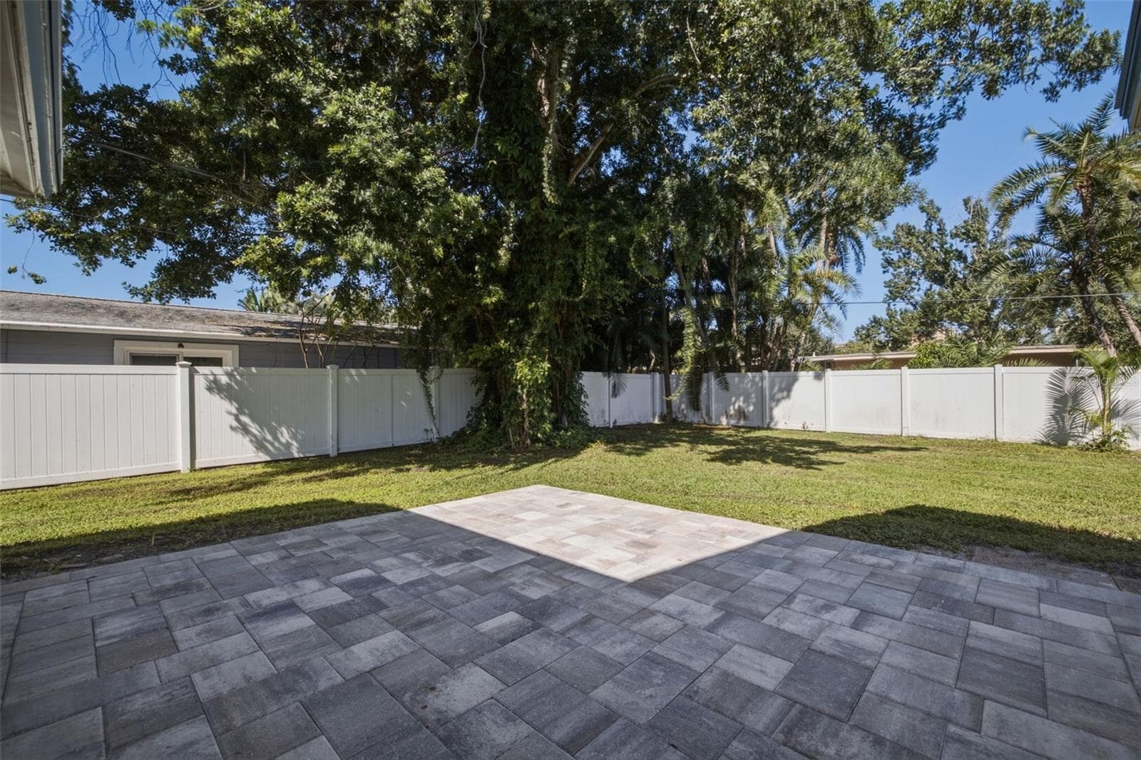 Single Family Residence at 111 58TH AVE S, ST PETERSBURG, photo 30 of 42