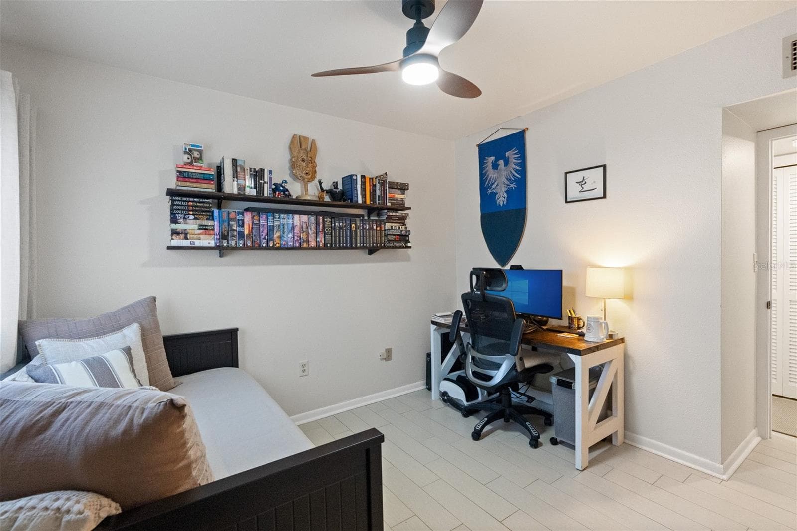 Condominium at 860 S VILLAGE DR N #105, ST PETERSBURG, photo 34 of 46