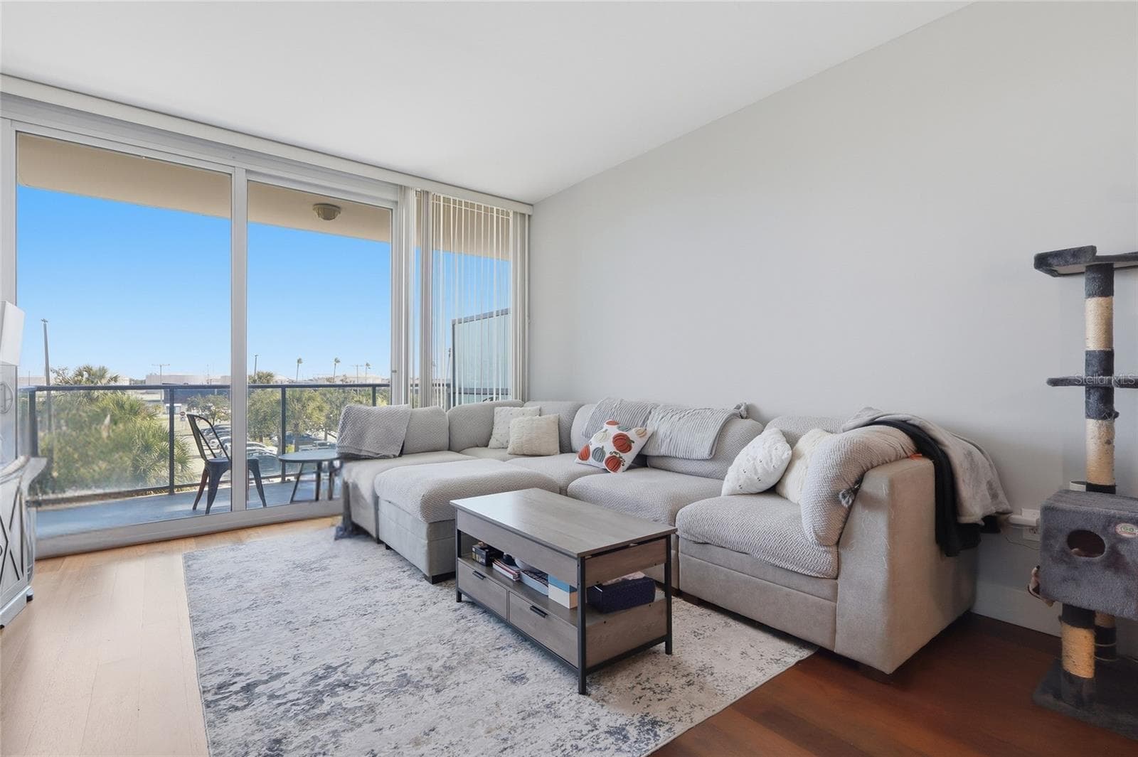 Condominium at 912 CHANNELSIDE DR #2307, TAMPA, photo 5 of 40