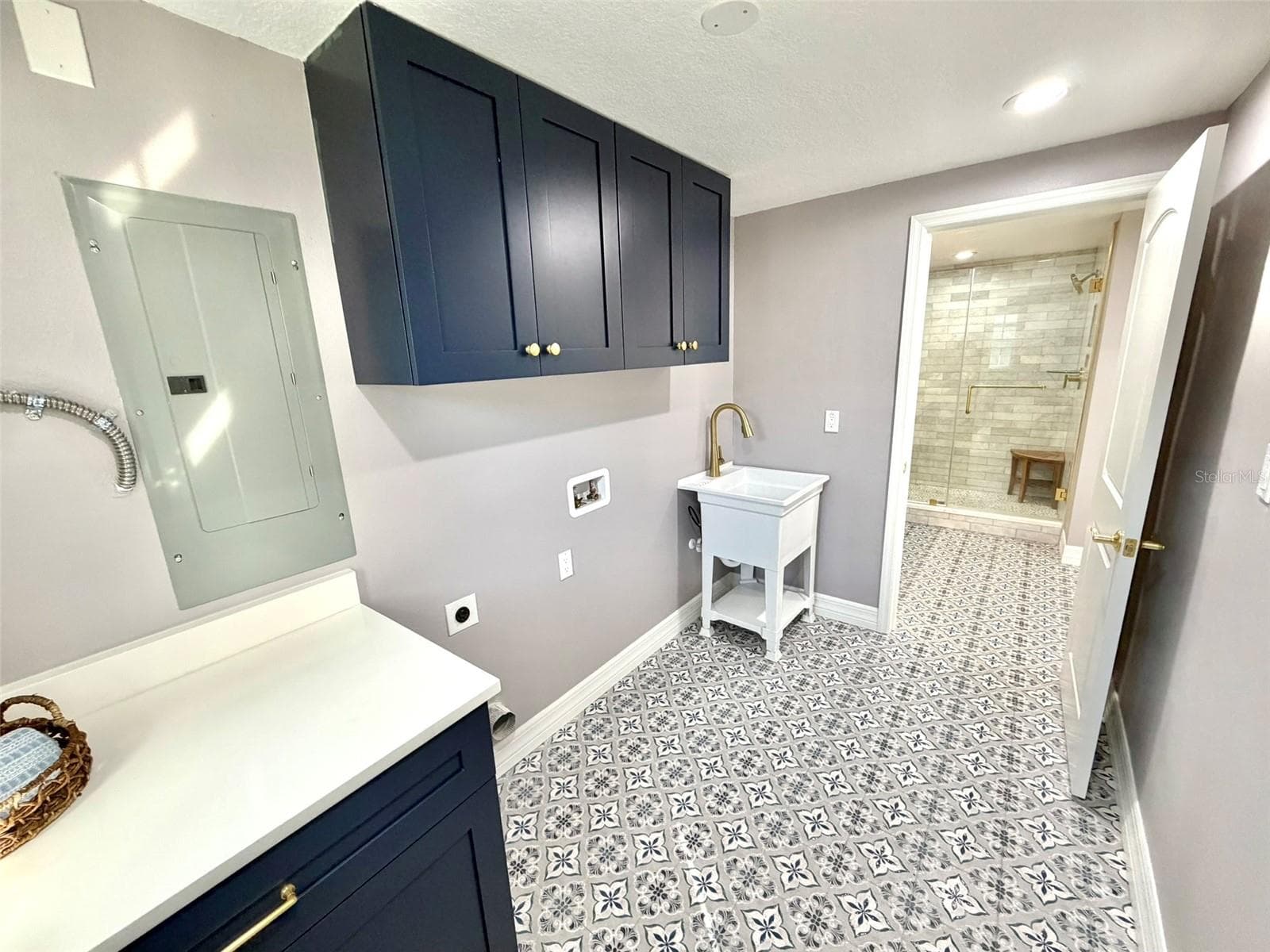 Large Laundry Mudroom - 336 SHADDOCK ST, TARPON SPRINGS