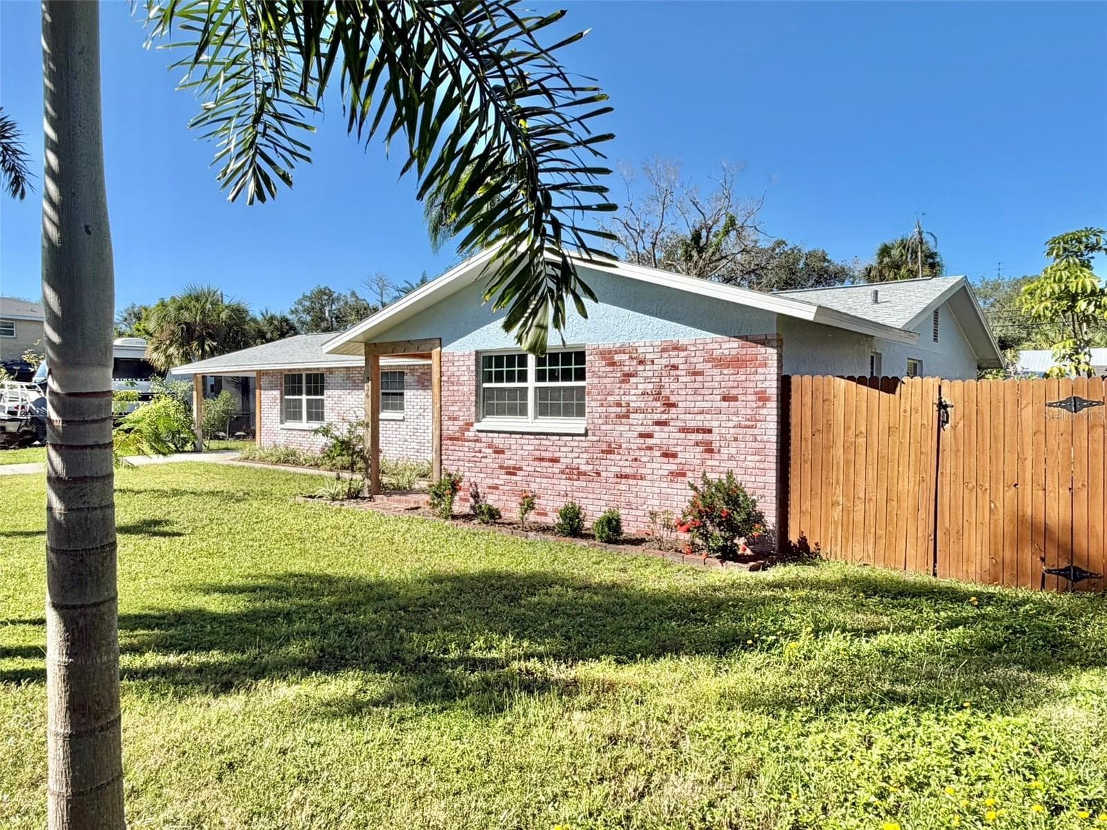 Single Family Residence at 336 SHADDOCK ST, TARPON SPRINGS, photo 66 of 81