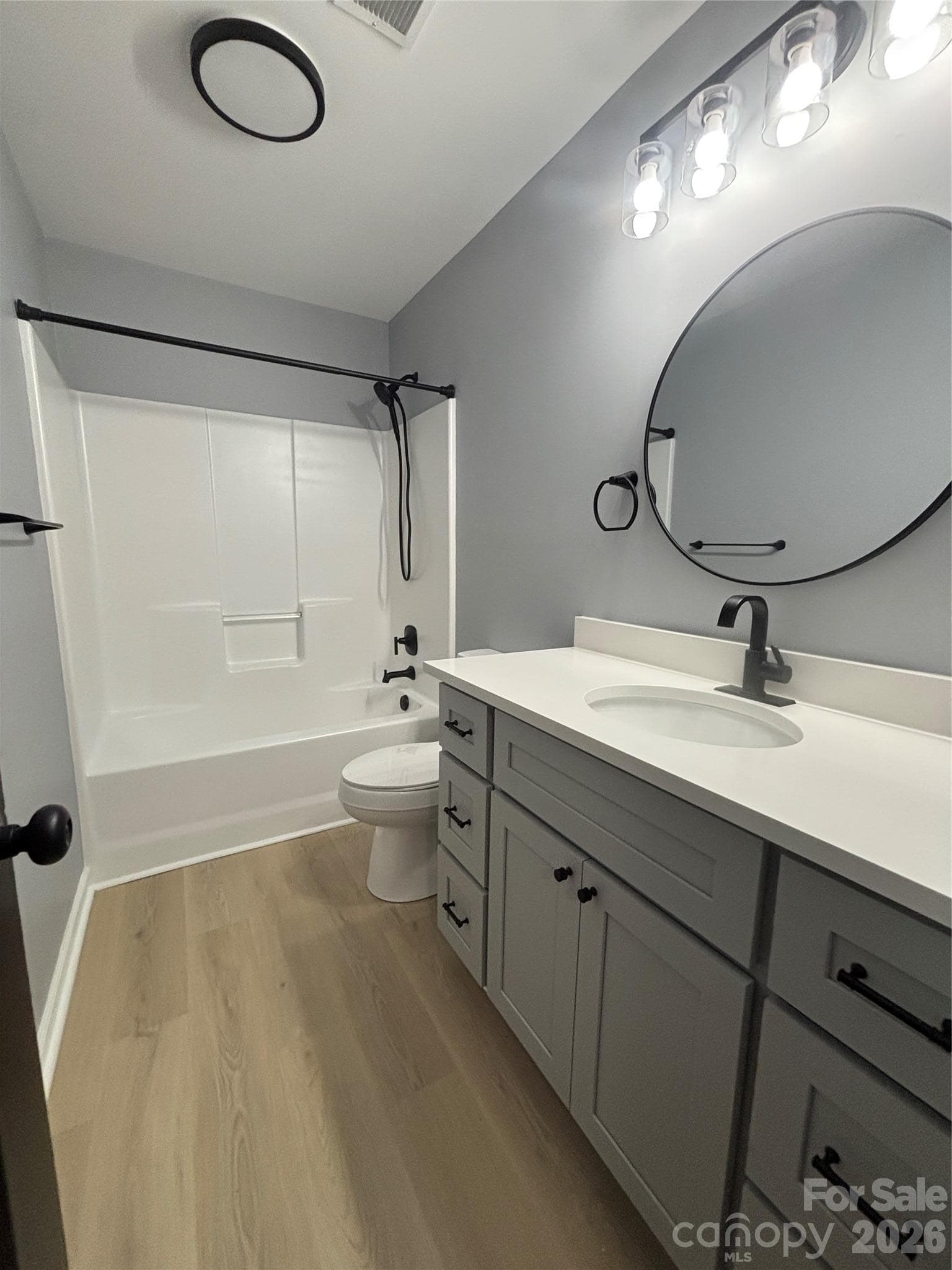 Townhouse at 4804 College Road S, Wilmington, photo 5 of 26