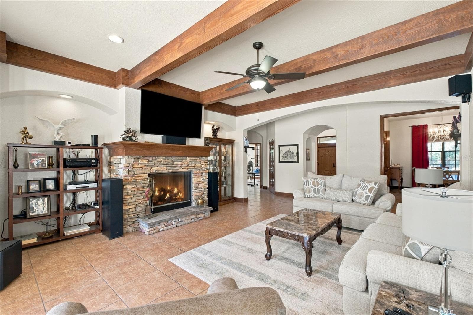 FAMILY ROOM - 10484 GYPSY AVE, WEEKI WACHEE