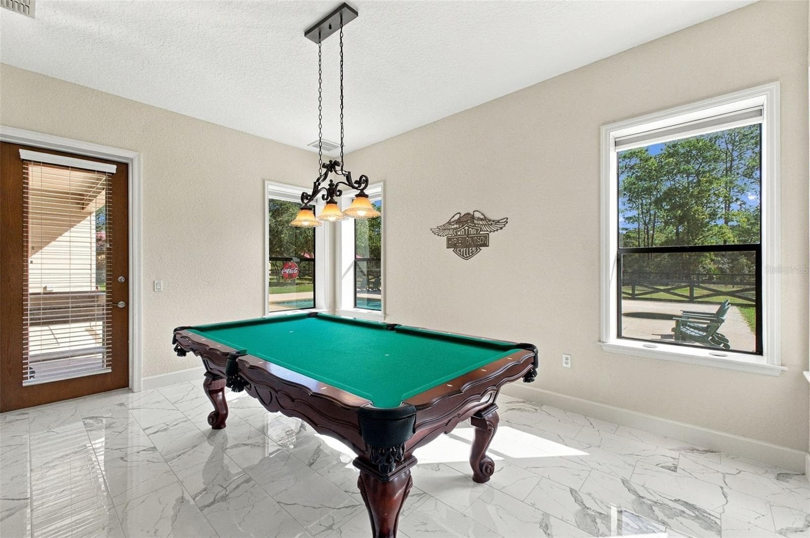 BILLIARDS ROOM - 10484 GYPSY AVE, WEEKI WACHEE
