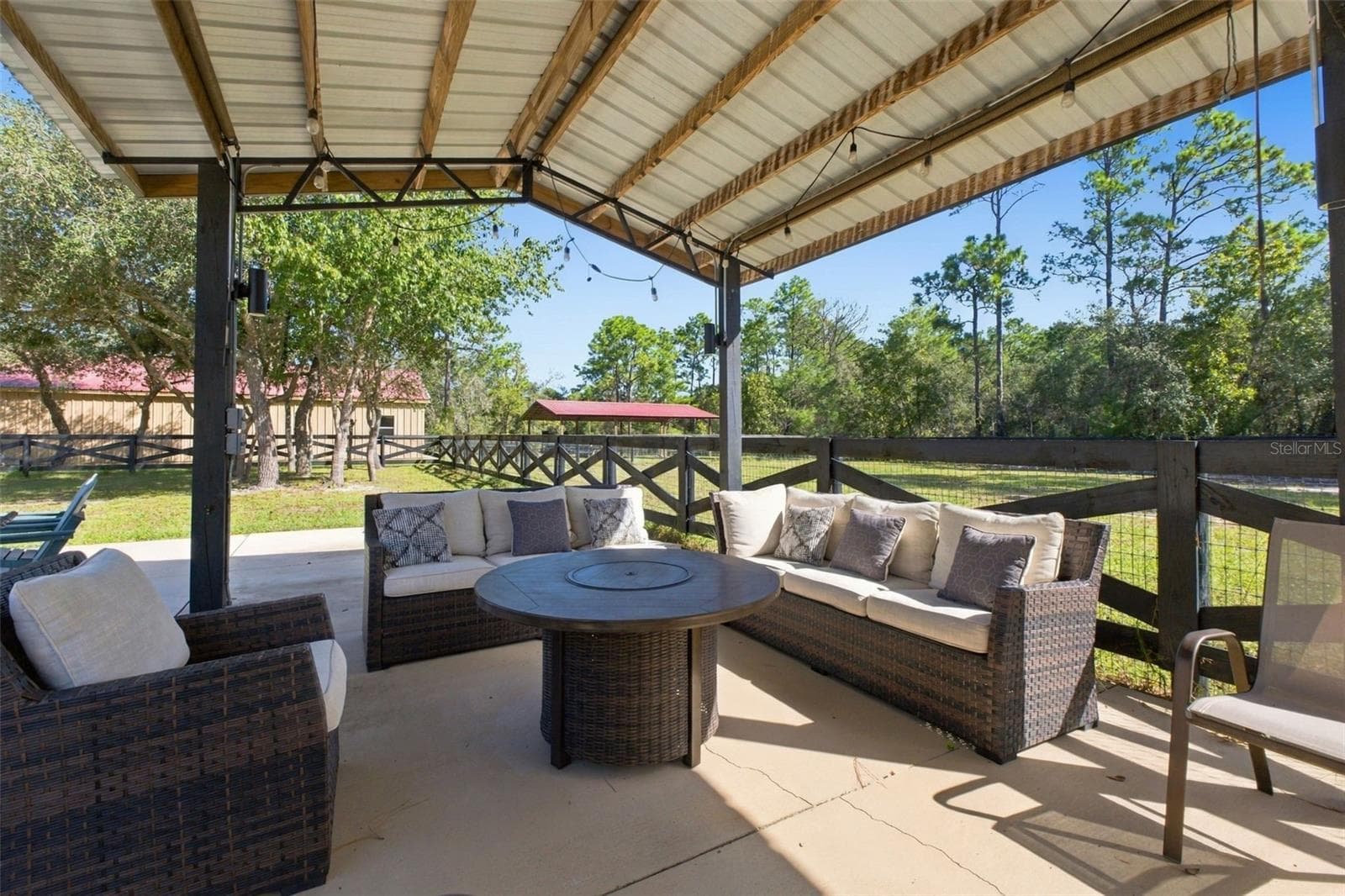 PAVILLION - 10484 GYPSY AVE, WEEKI WACHEE