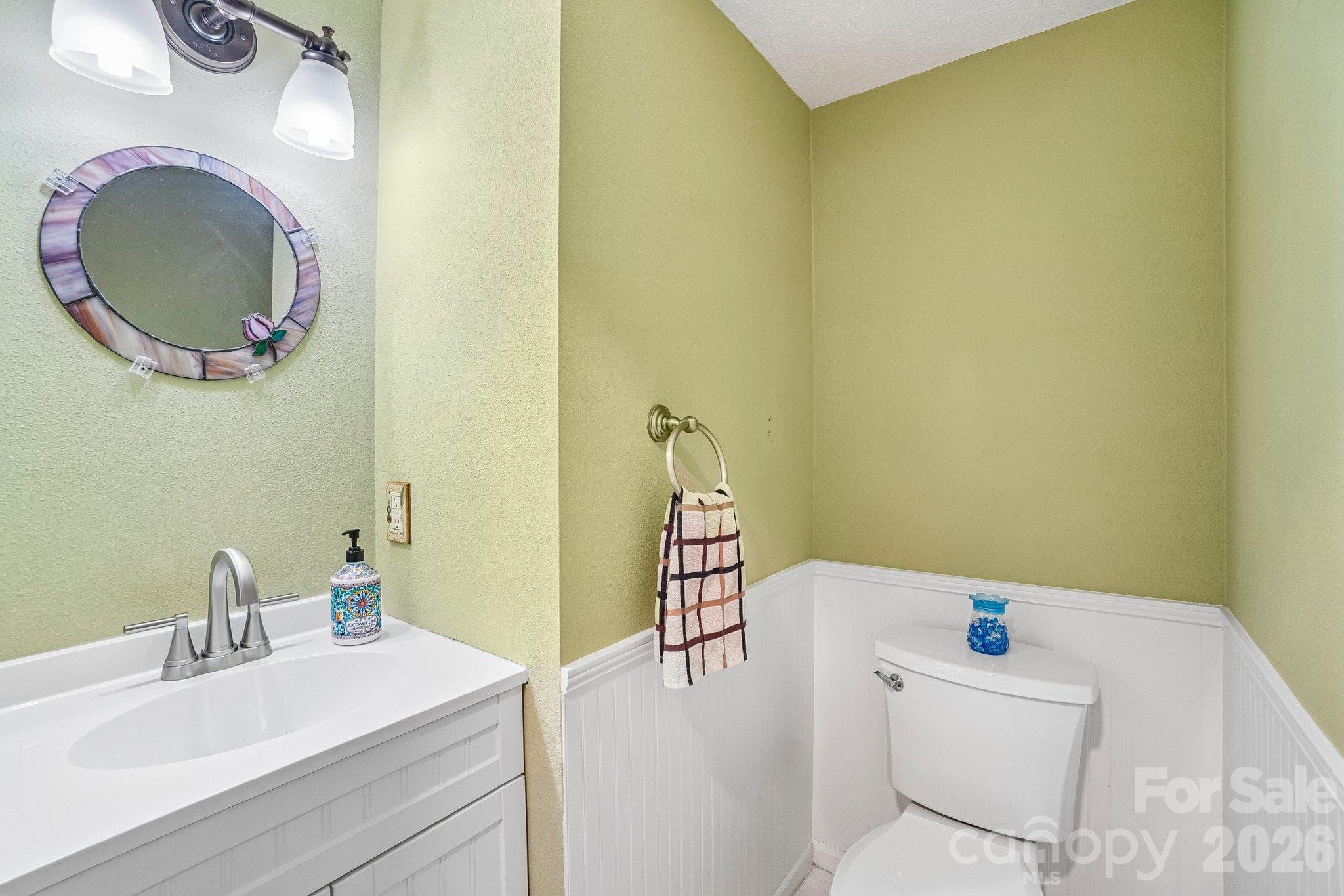 Condominium at 82 Laurelwood Circle W, Hendersonville, photo 16 of 38