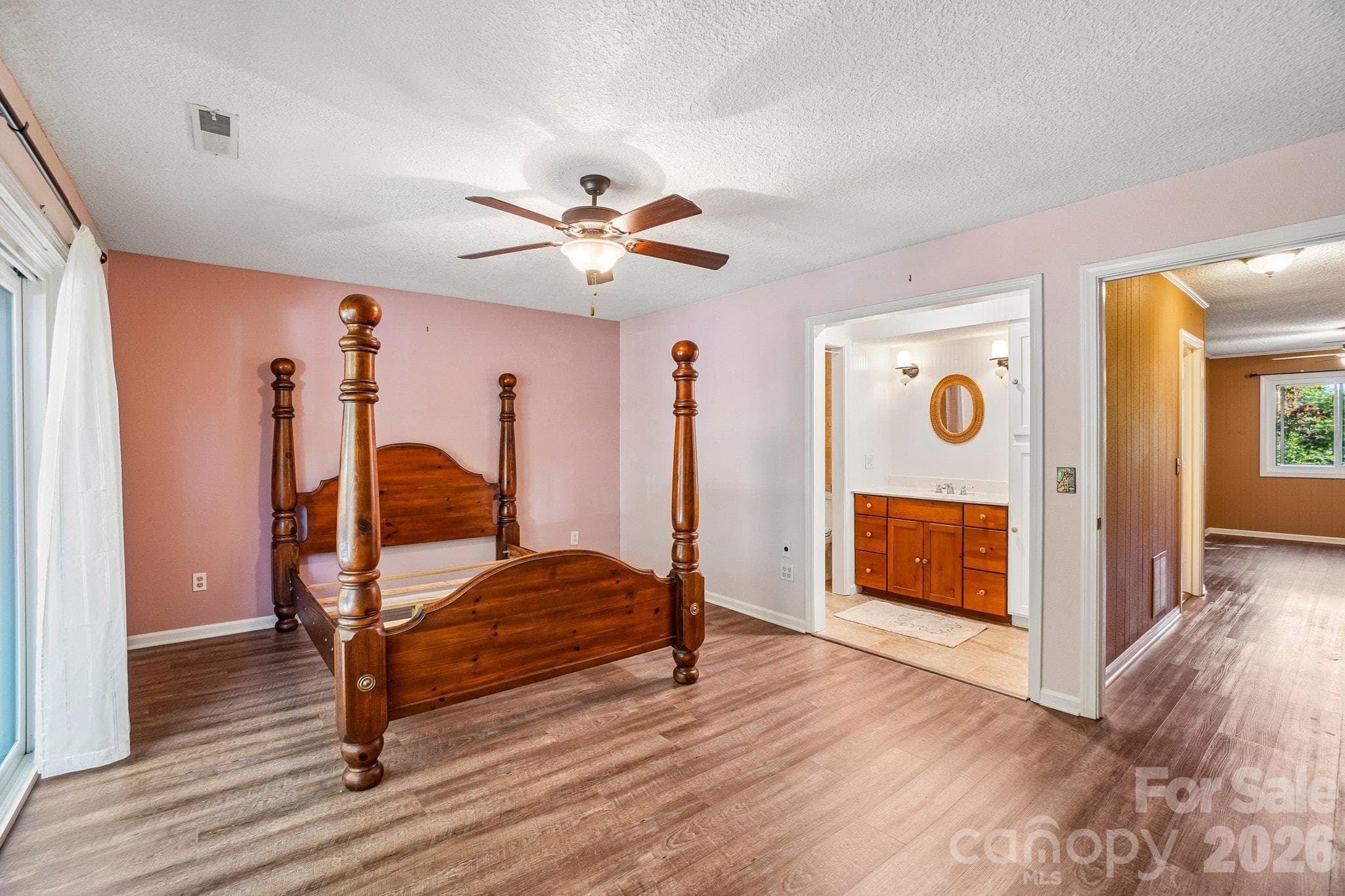 Condominium at 82 Laurelwood Circle W, Hendersonville, photo 26 of 38