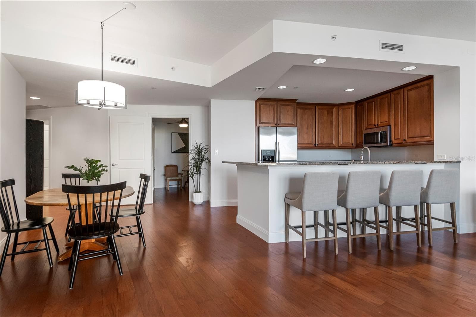 Condominium at 450 KNIGHTS RUN AVE #803, TAMPA, photo 10 of 62
