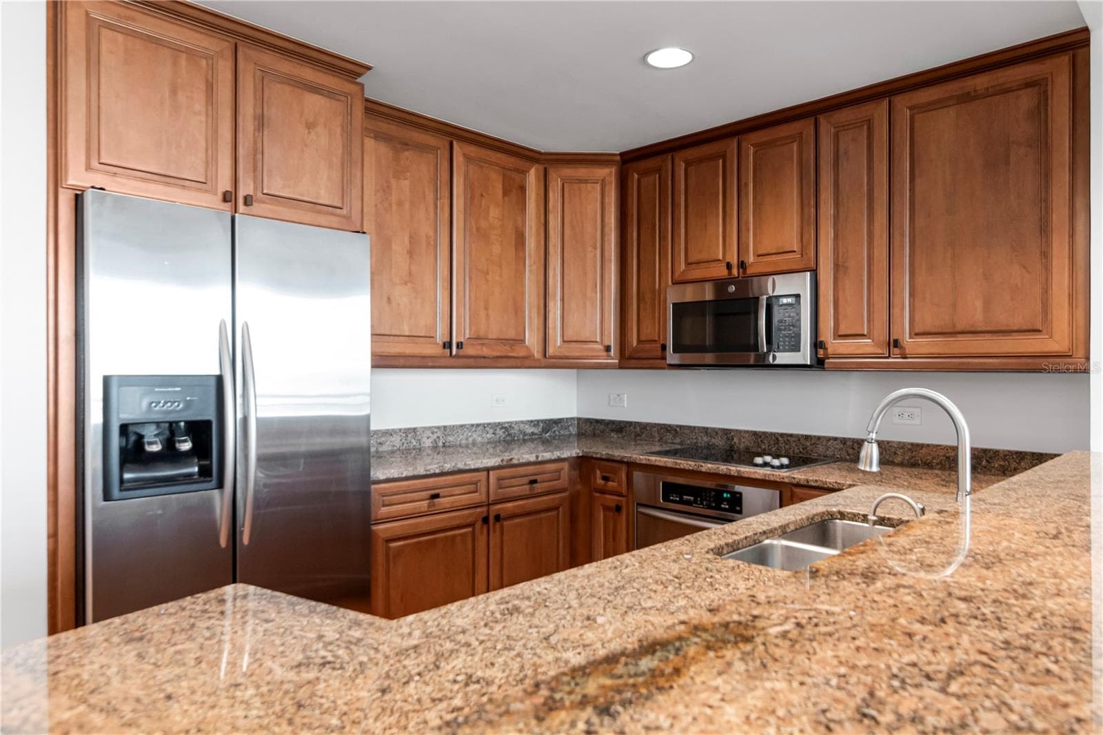 Condominium at 450 KNIGHTS RUN AVE #803, TAMPA, photo 12 of 62
