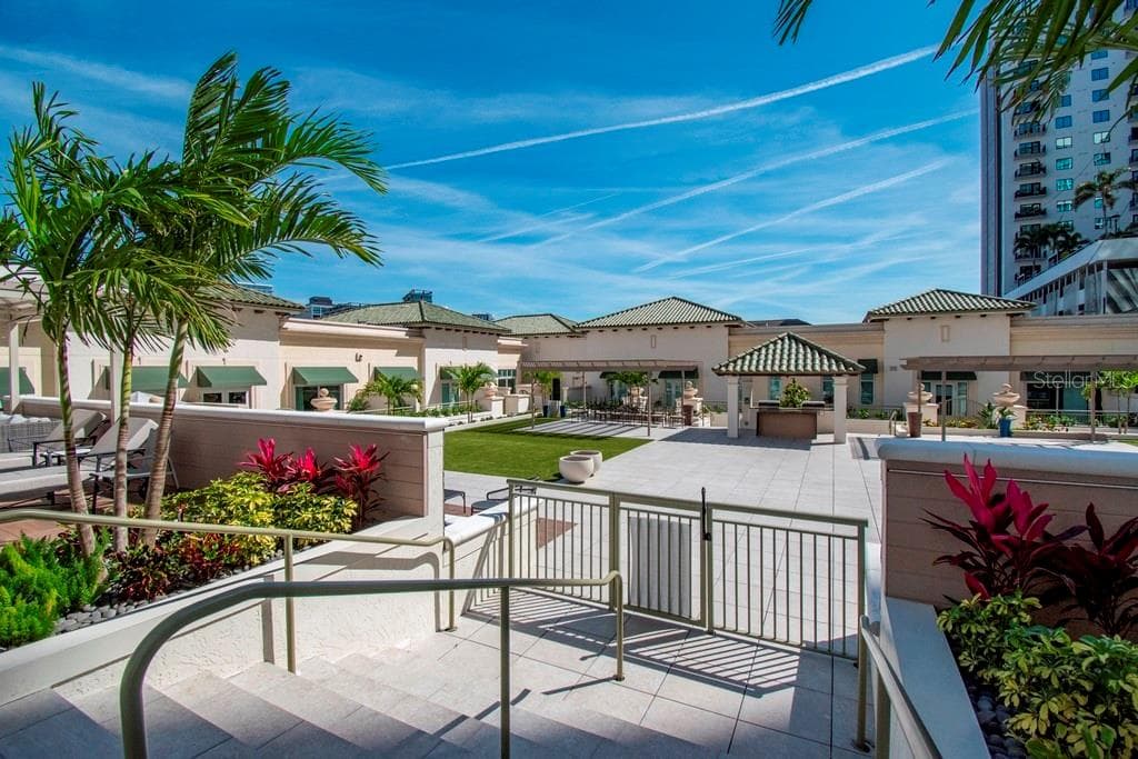 Condominium at 450 KNIGHTS RUN AVE #803, TAMPA, photo 43 of 62