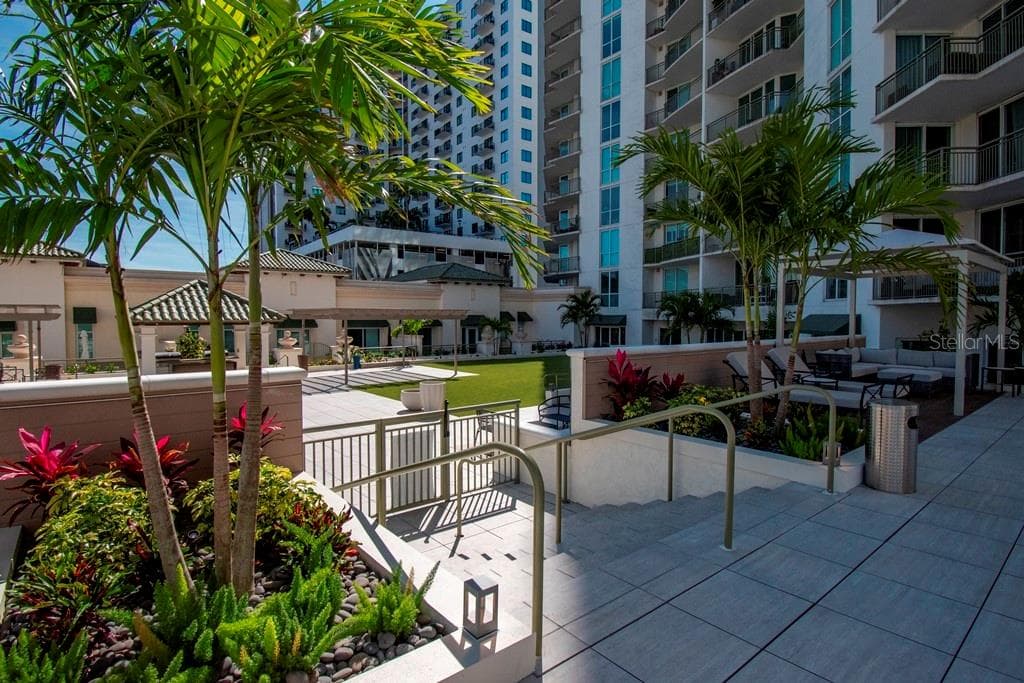 Condominium at 450 KNIGHTS RUN AVE #803, TAMPA, photo 46 of 62