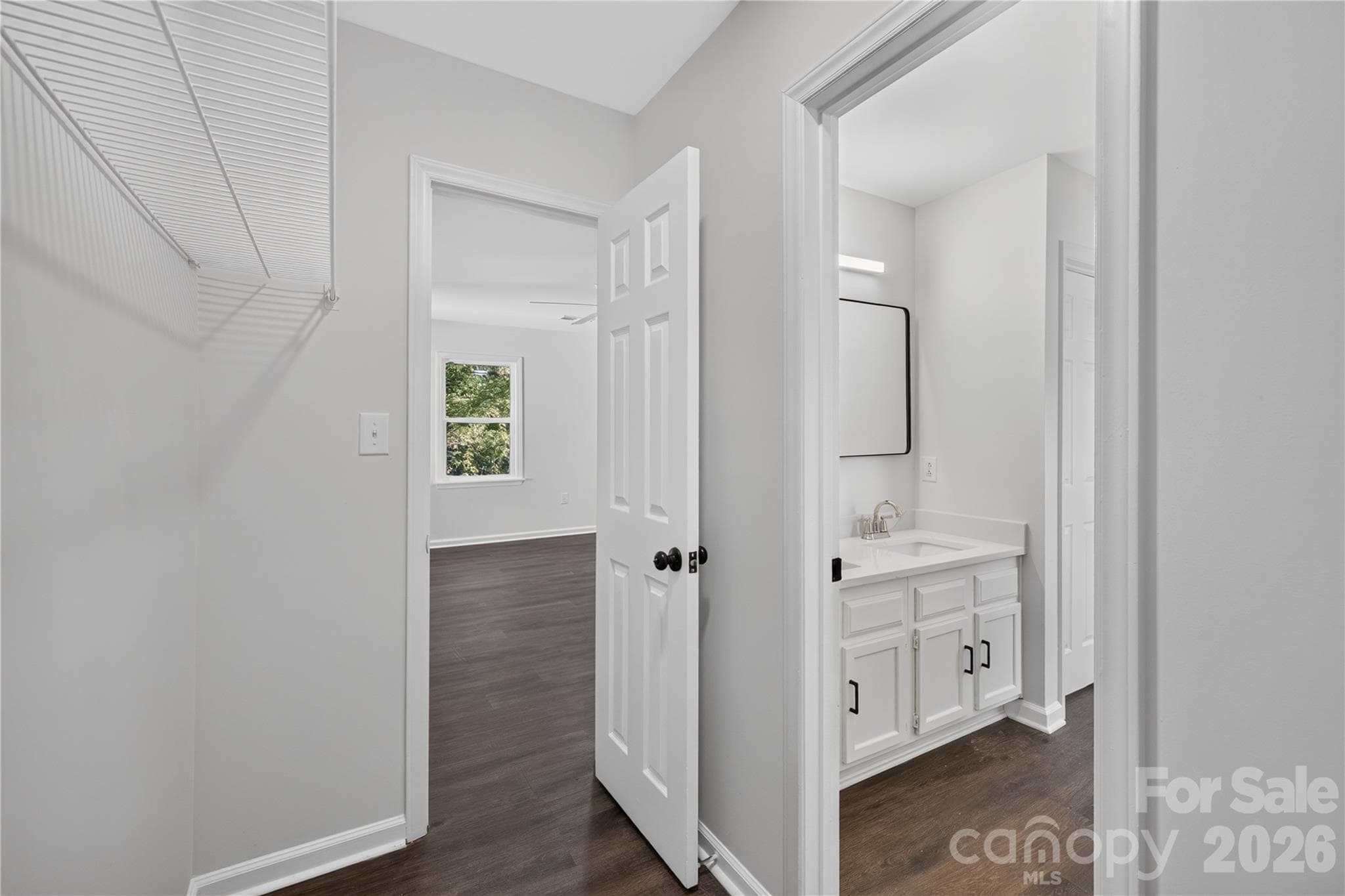 Single Family Residence at 12108 Parks Farm Lane, Charlotte, photo 18 of 27