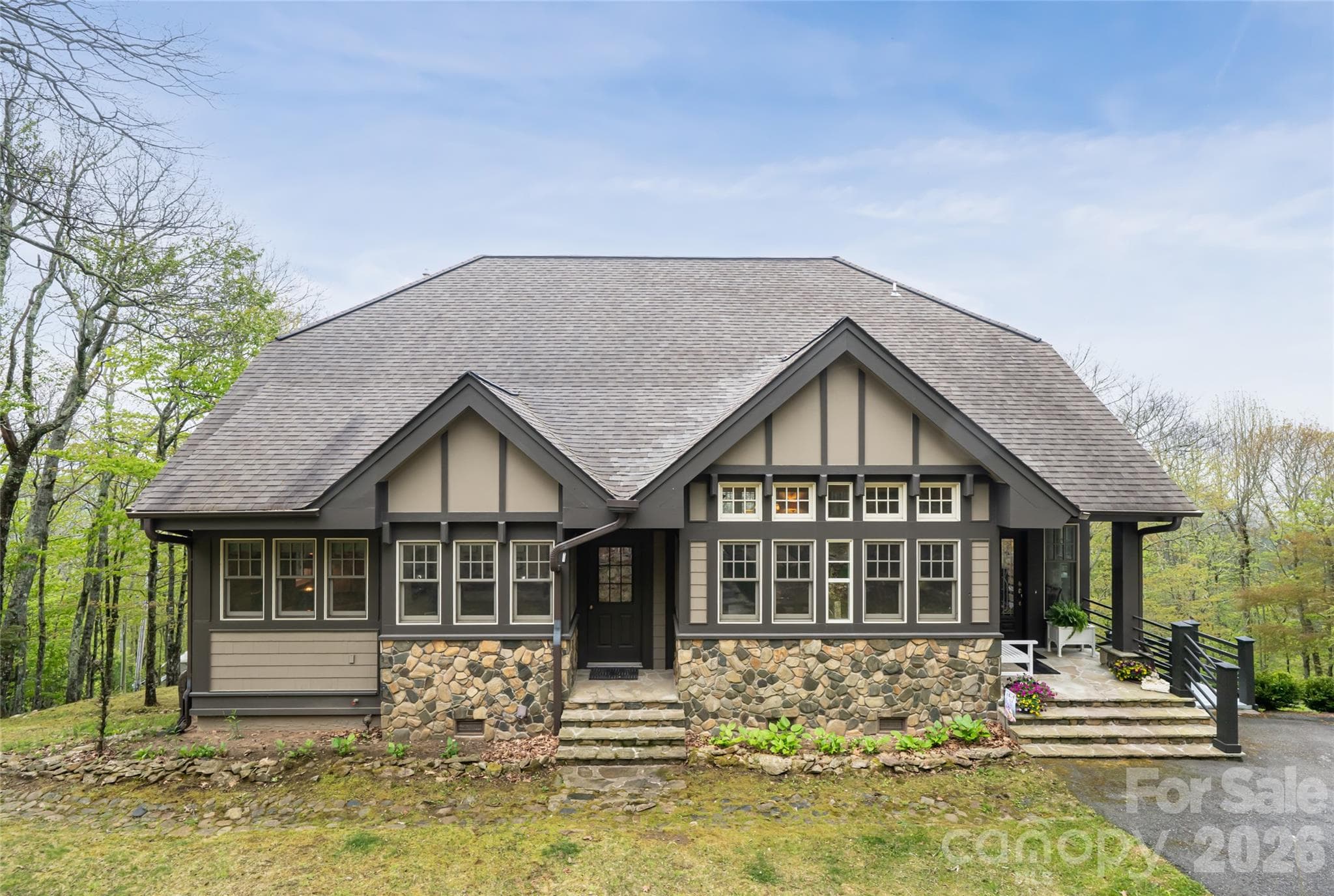 Single Family Residence at 412 Granny Lewis Lane, Mars Hill, photo 2 of 37