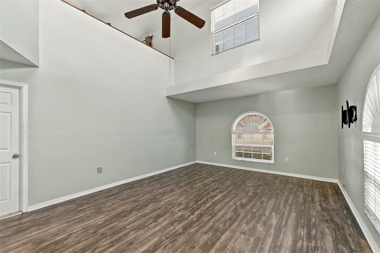 Townhouse at 9049 ANTIGUA DR, SEMINOLE, photo 12 of 56