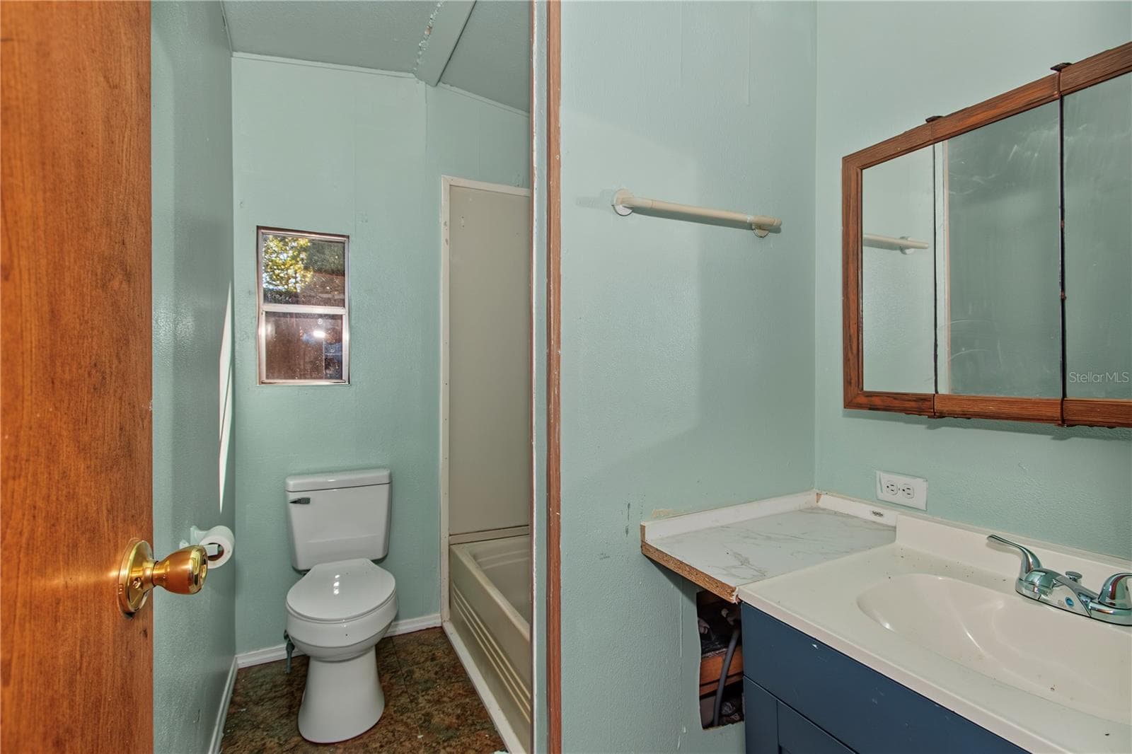Manufactured Home at 5530 SE 41ST ST, OCALA, photo 13 of 20