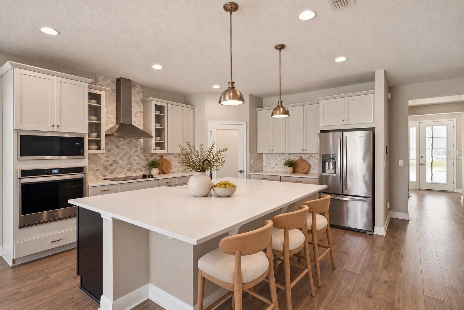 Virtually Staged Kitchen - 4417 LIONS GATE AVE, CLERMONT