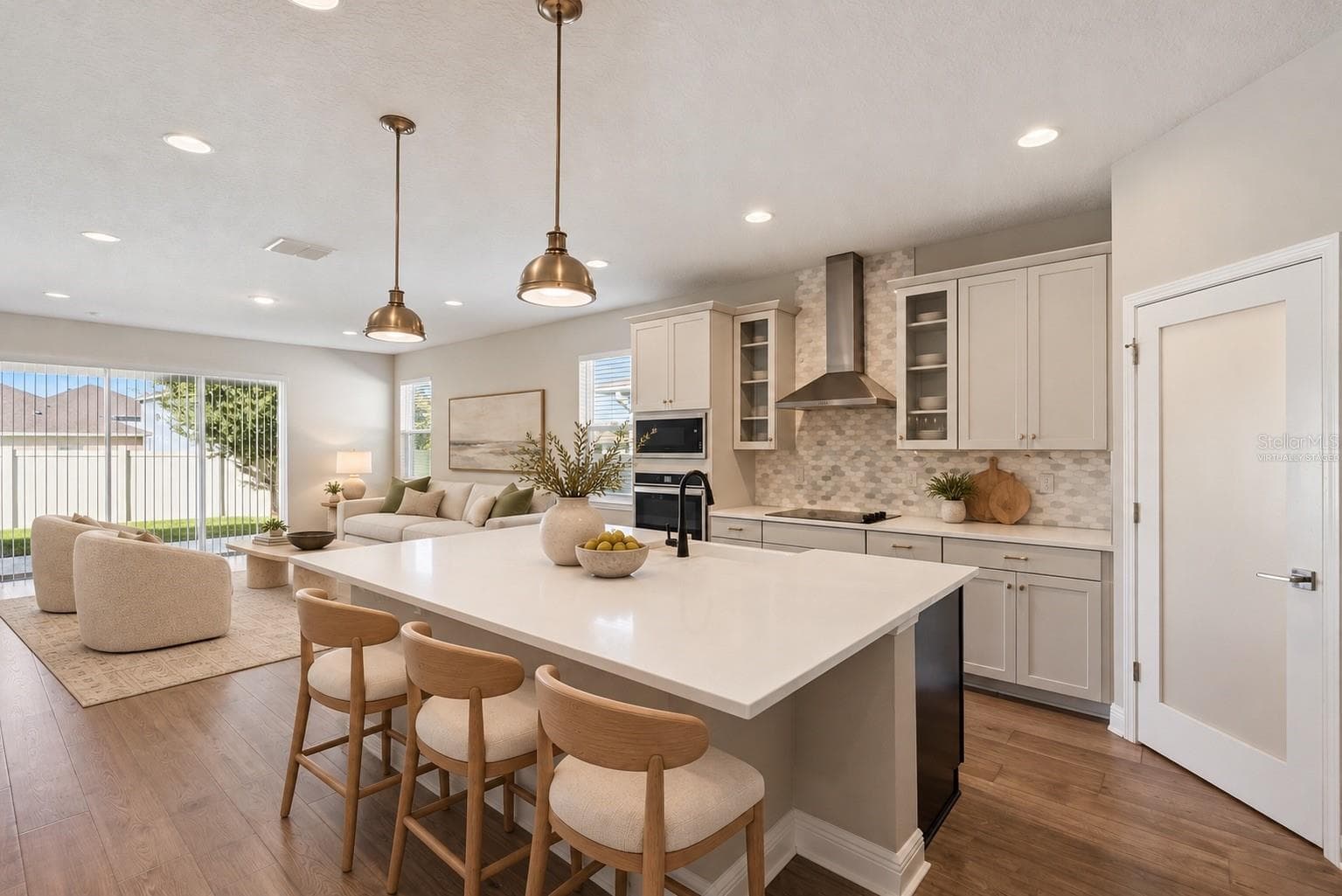 Virtually Staged Kitchen - 4417 LIONS GATE AVE, CLERMONT
