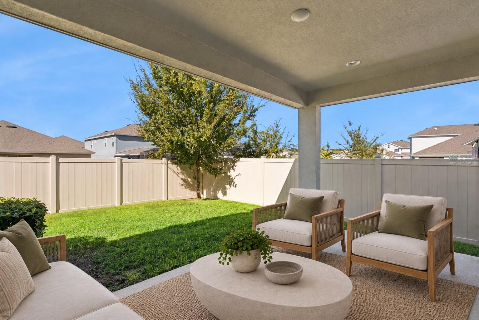 Virtually Staged Patio - 4417 LIONS GATE AVE, CLERMONT