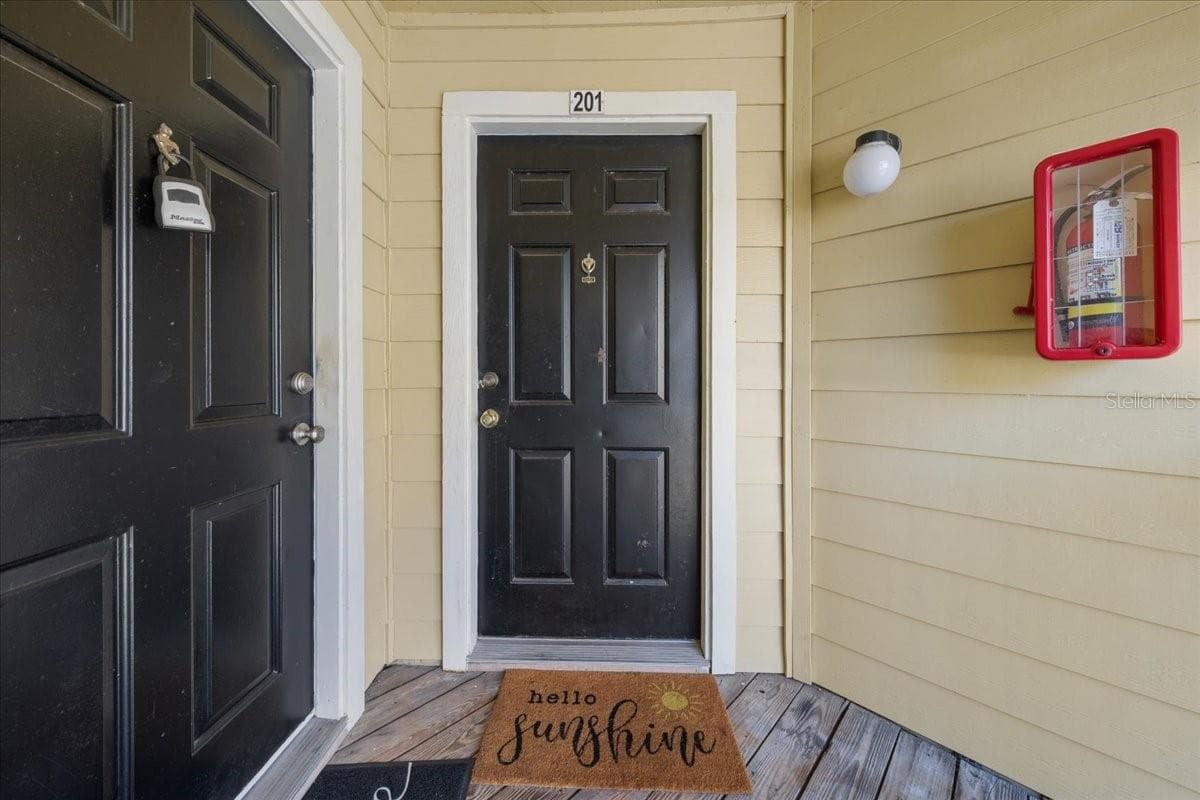 Condominium at 8754 MALLARD RESERVE DR #201, TAMPA, photo 2 of 14