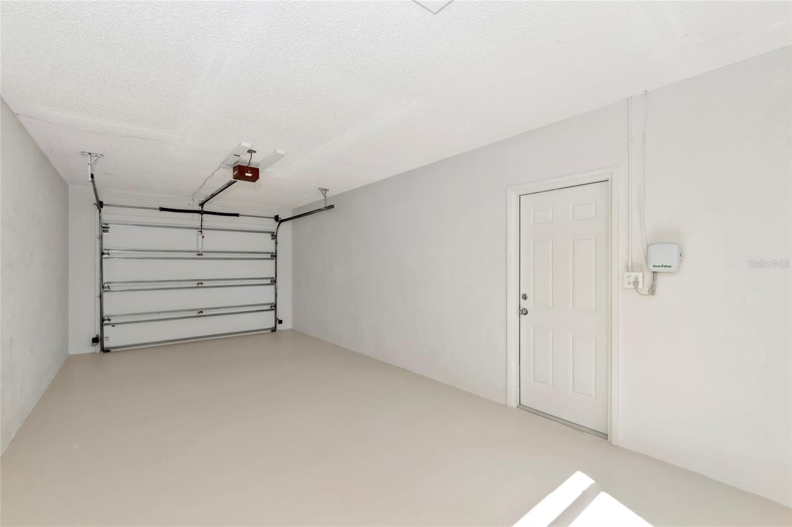 Single Family Residence at 102 SANDHURST DR, VENICE, photo 26 of 33