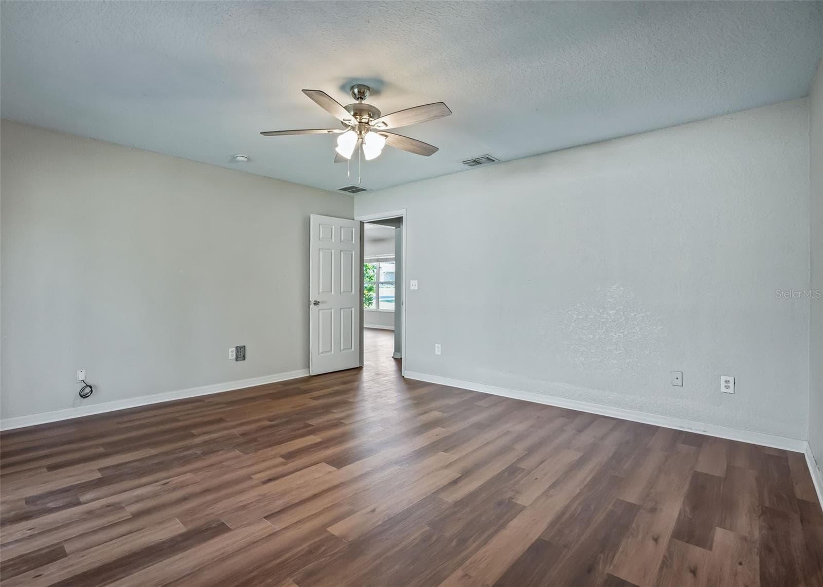 Single Family Residence at 9405 SE 161ST PL, SUMMERFIELD, photo 17 of 43