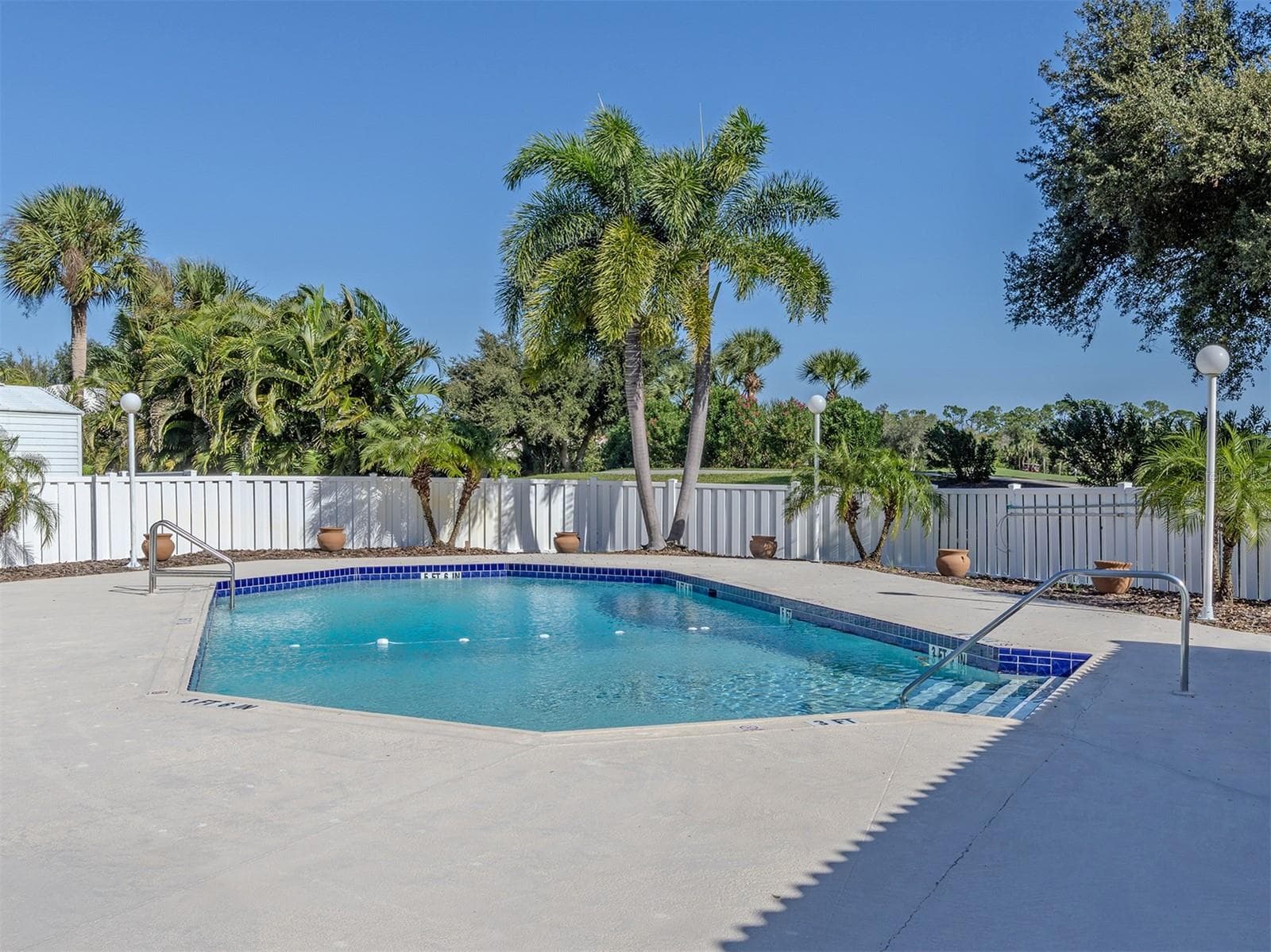 Condominium at 717 CARNOUSTIE TER #9, VENICE, photo 39 of 46