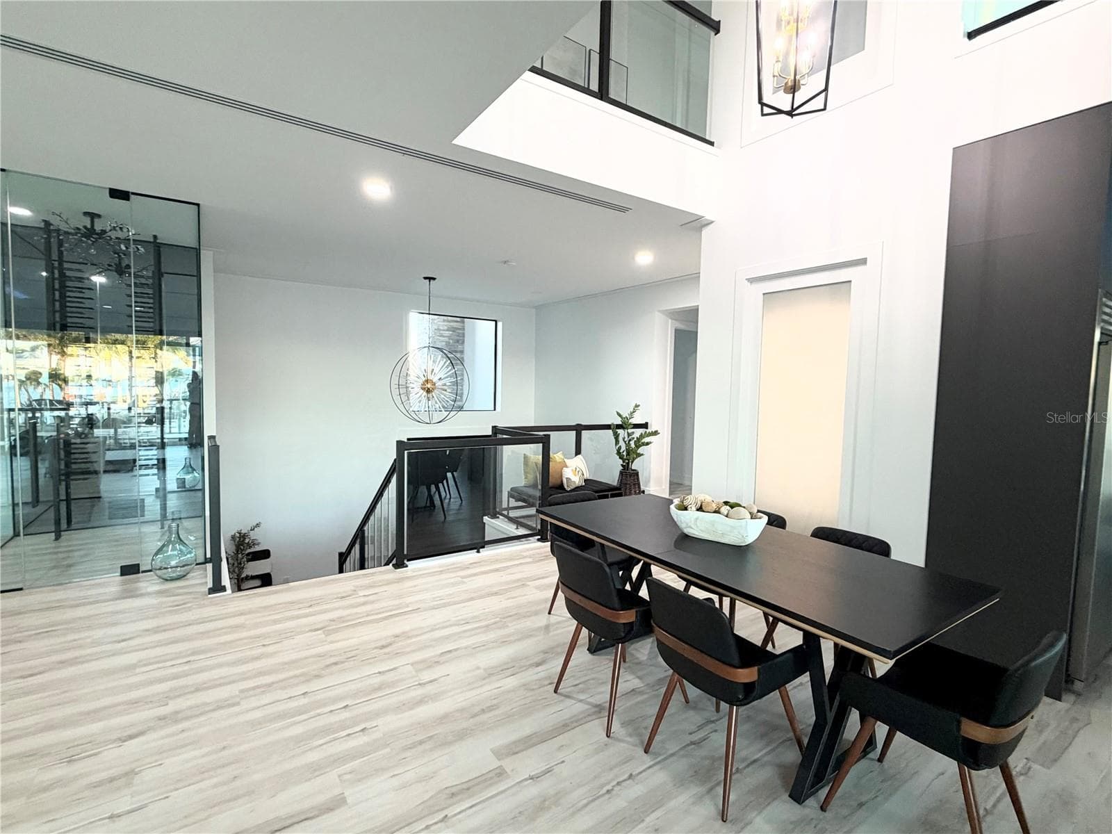Single Family Residence at 2121 BAYOU GRANDE BLVD NE, ST PETERSBURG, photo 10 of 110