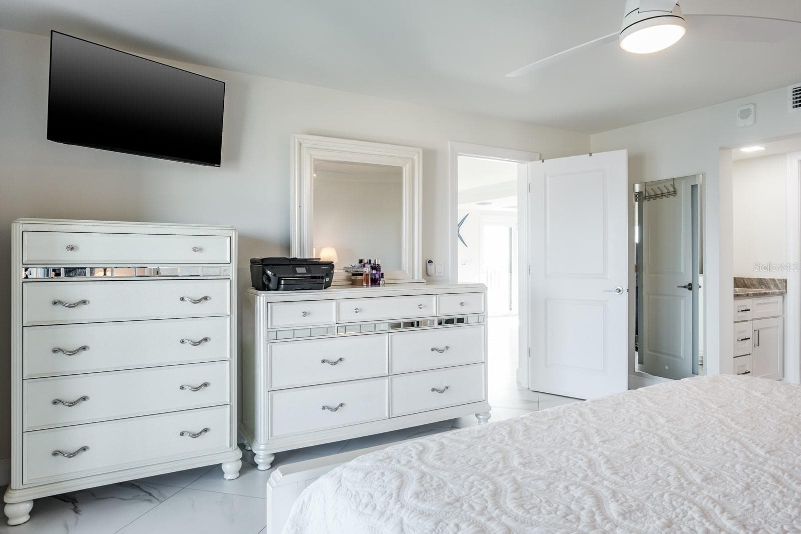 Condominium at 7300 SUN ISLAND DR S #1501, SOUTH PASADENA, photo 19 of 45