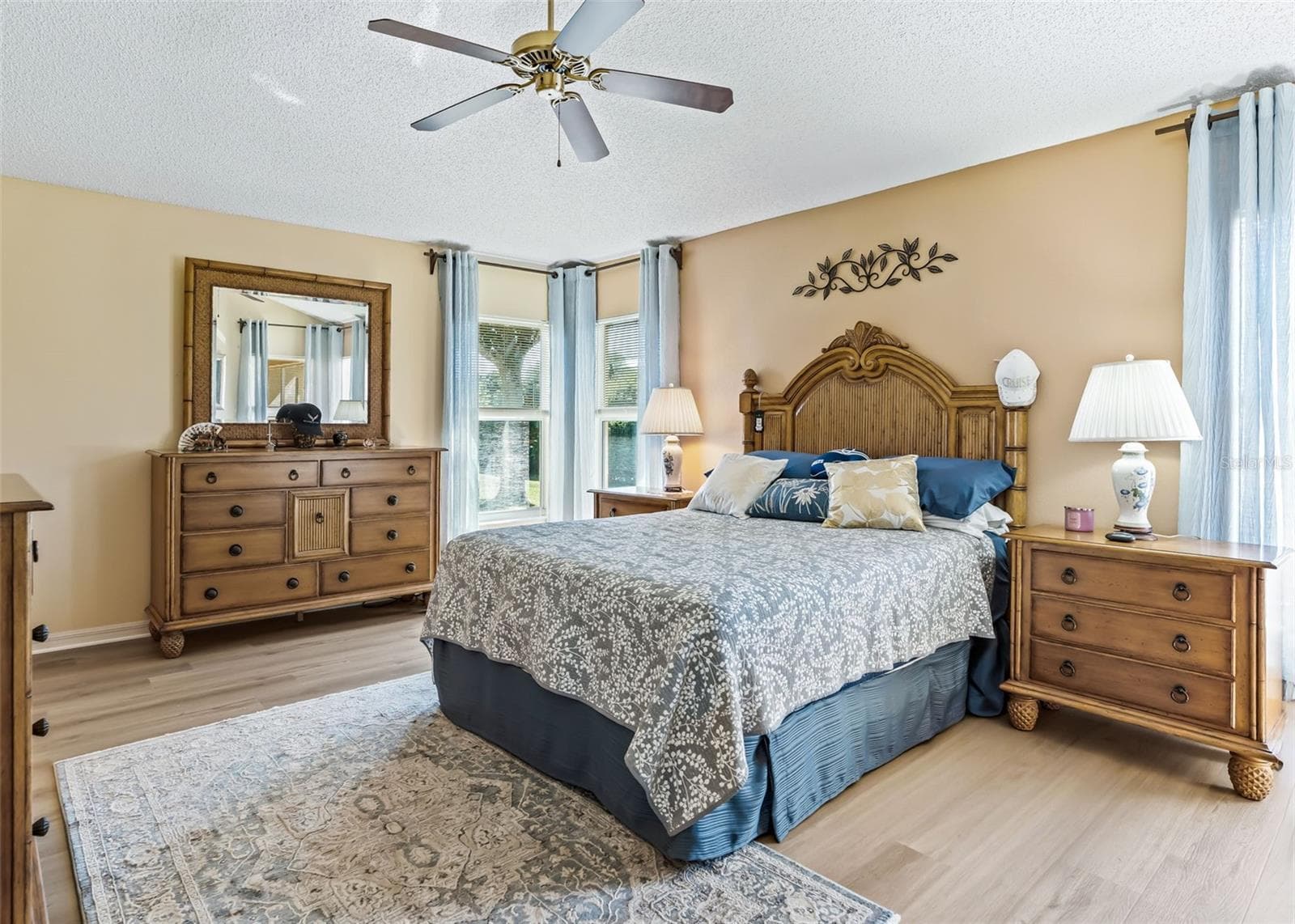 Single Family Residence at 3516 WHITING WAY, THE VILLAGES, photo 21 of 42
