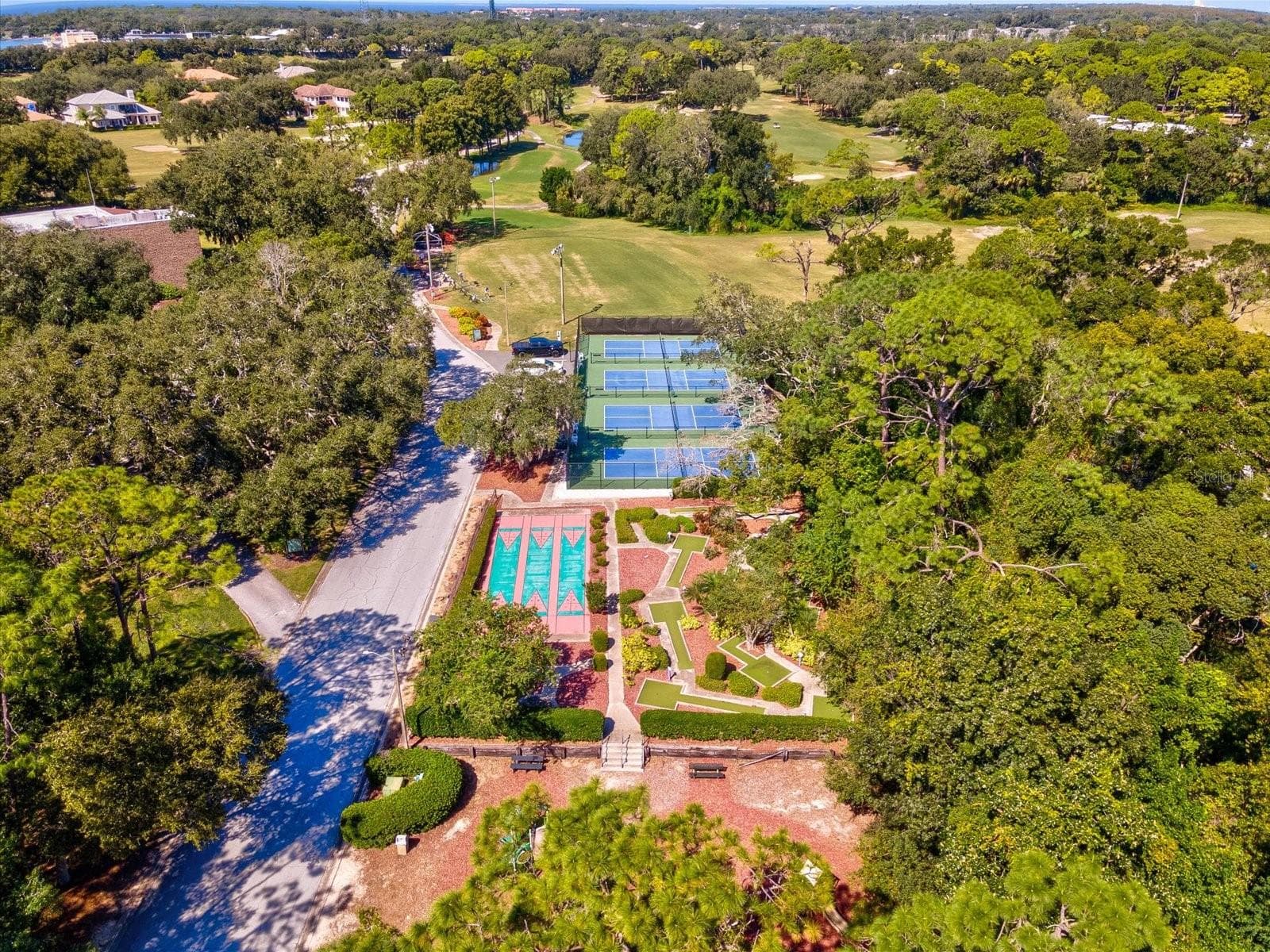 Condominium at 36750 US HIGHWAY 19 N #2372, PALM HARBOR, photo 41 of 56