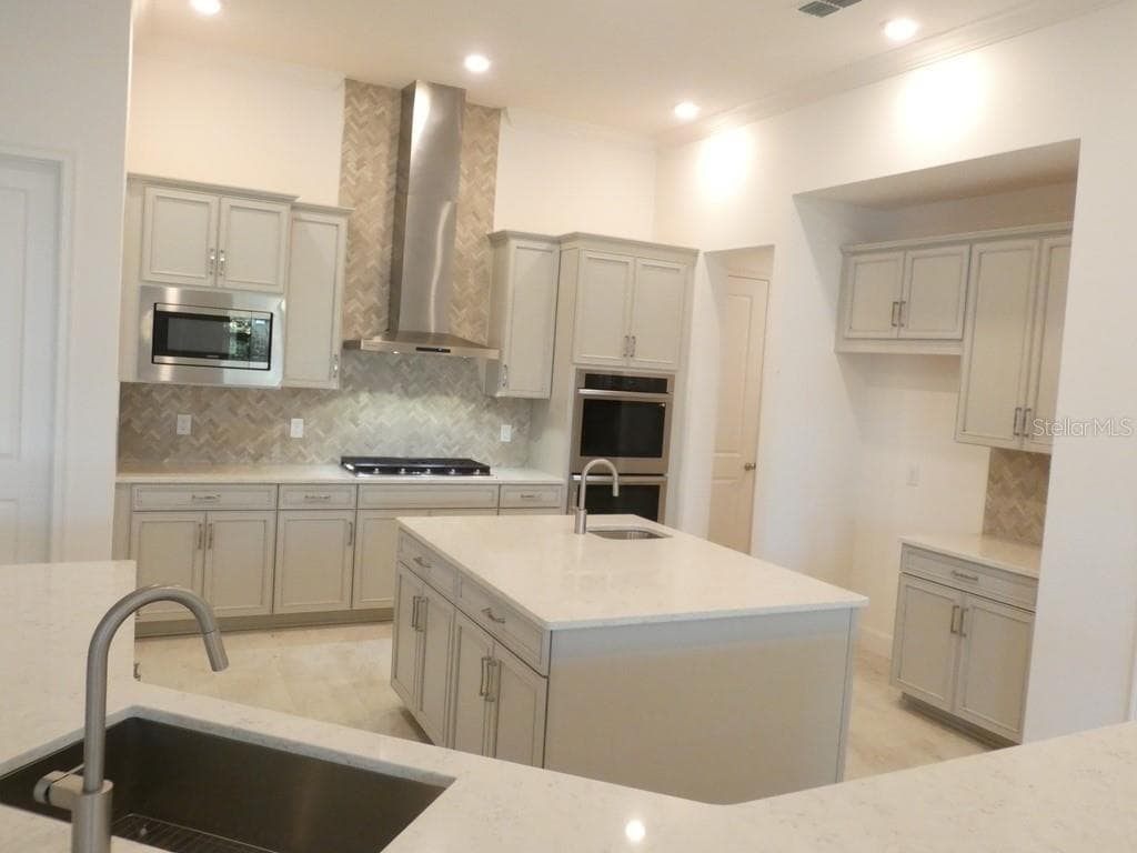 Single Family Residence at 958 SIGNET DR, APOLLO BEACH, photo 9 of 61