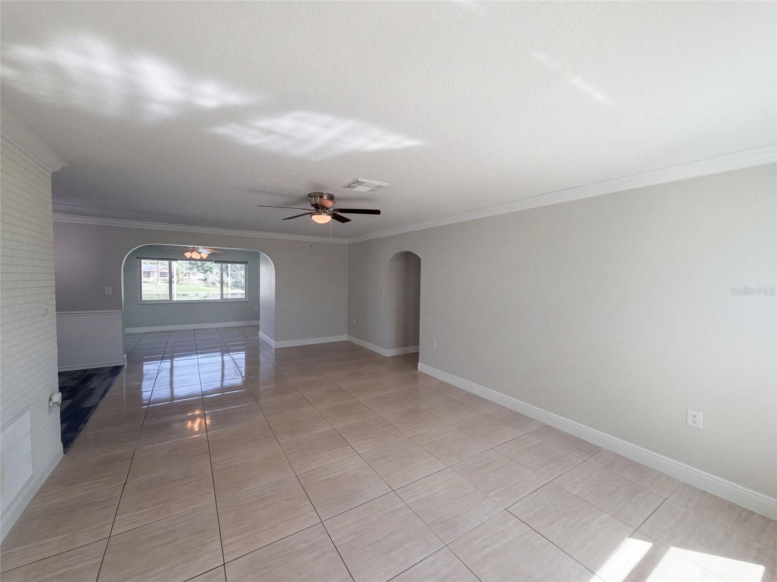 Single Family Residence at 7515 VIENNA LN, PORT RICHEY, photo 3 of 19
