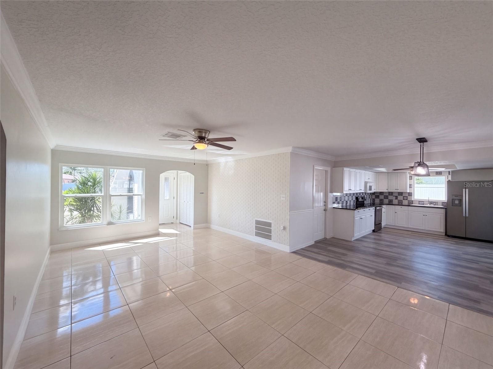 Single Family Residence at 7515 VIENNA LN, PORT RICHEY, photo 9 of 19