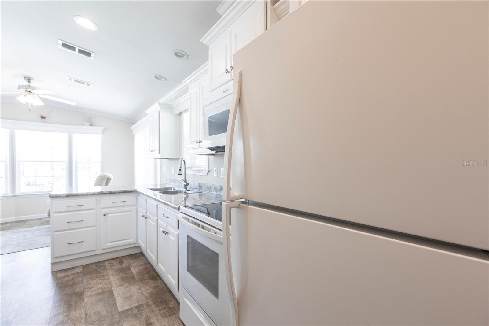 kitchen - 1329 TROUT, PUNTA GORDA