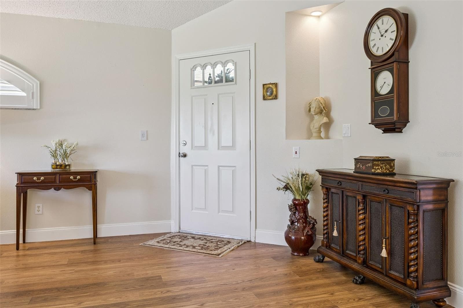 Laminate wood floors throughout! - 5853 PRINCESS CAROLINE PL, LEESBURG