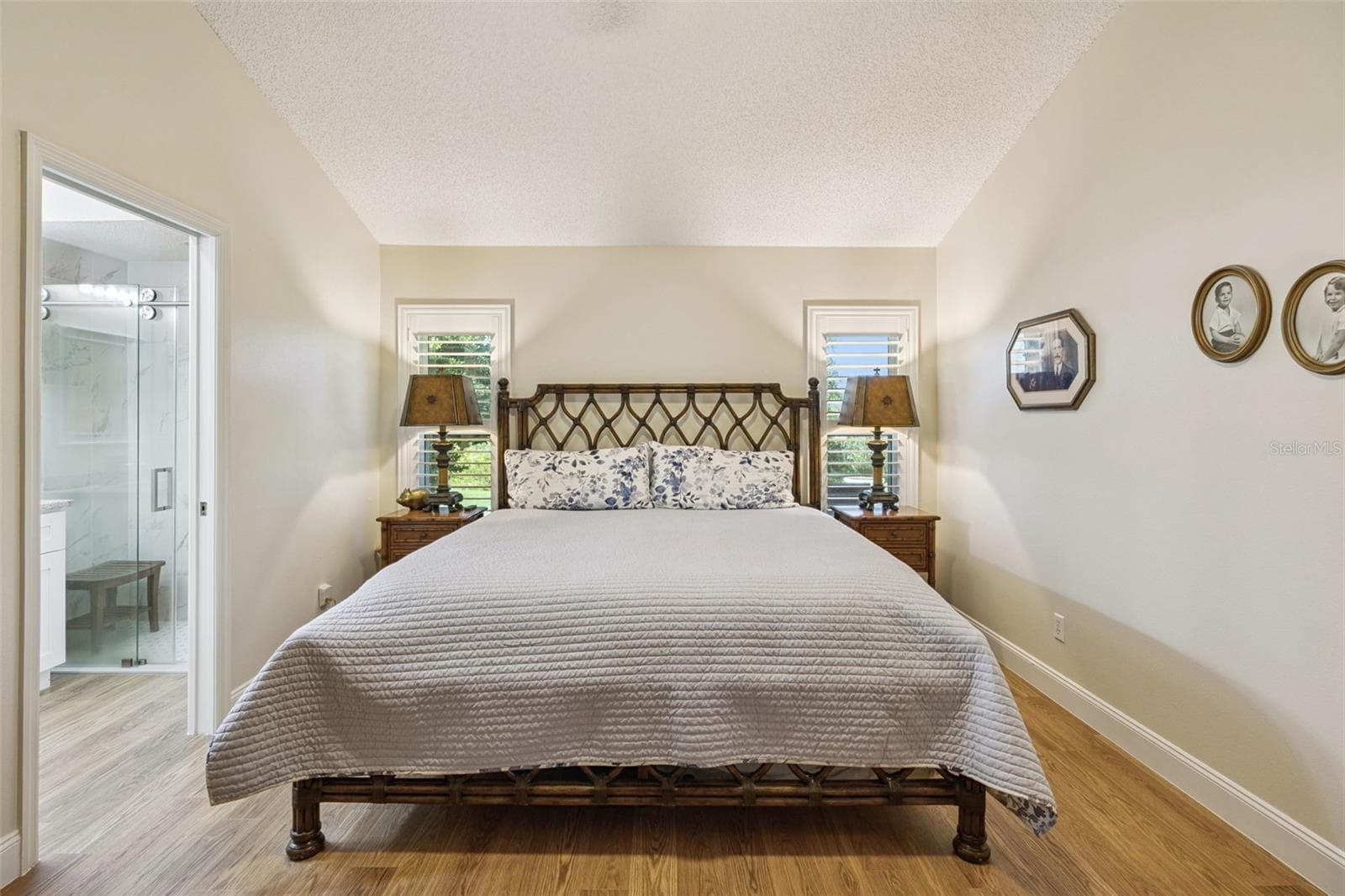 Fit for a king! - 5853 PRINCESS CAROLINE PL, LEESBURG