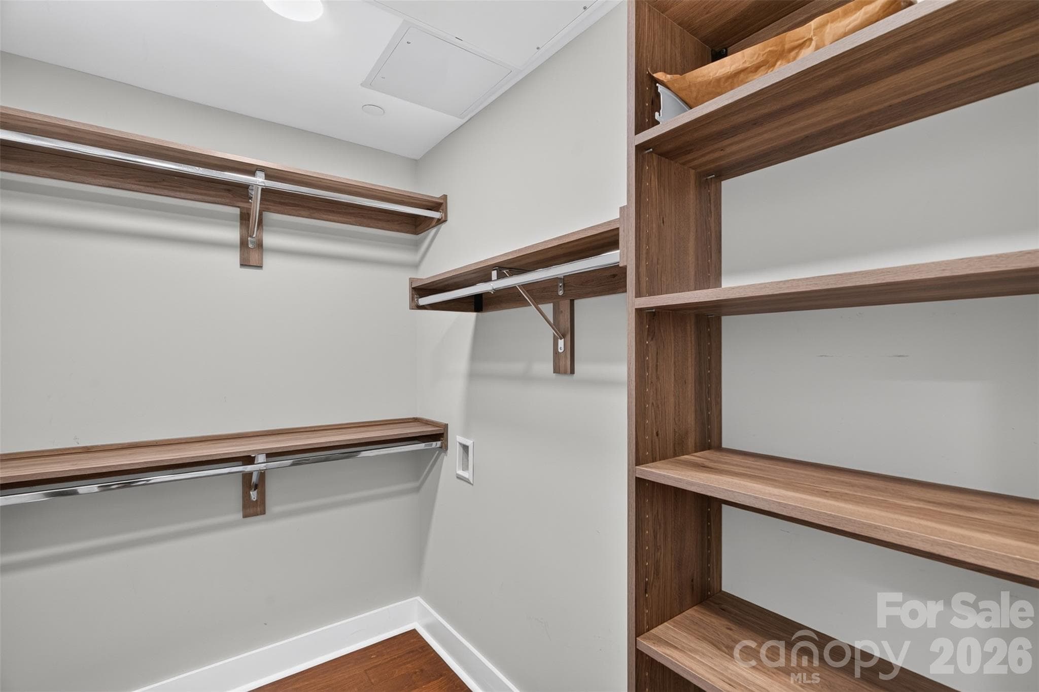 Condominium at 2401 Euclid Avenue, Charlotte, photo 29 of 52