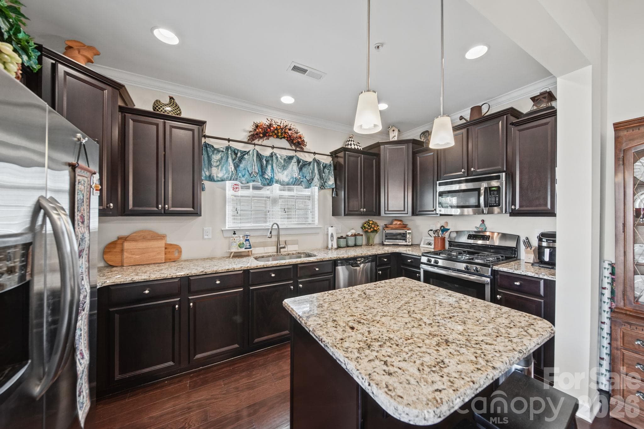 Kitchen - 11621 Brachetto Place, Charlotte