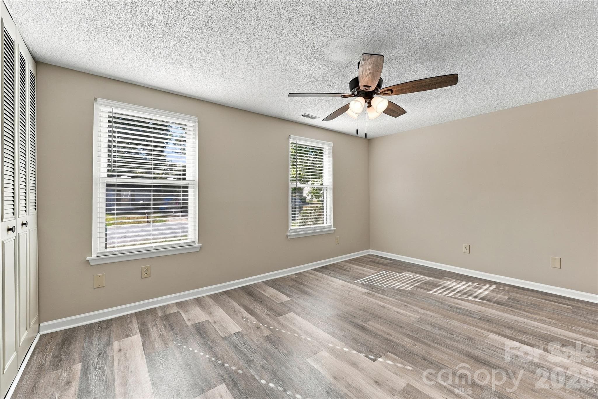 Single Family Residence at 5915 Sunset Chase Lane, Charlotte, photo 17 of 42