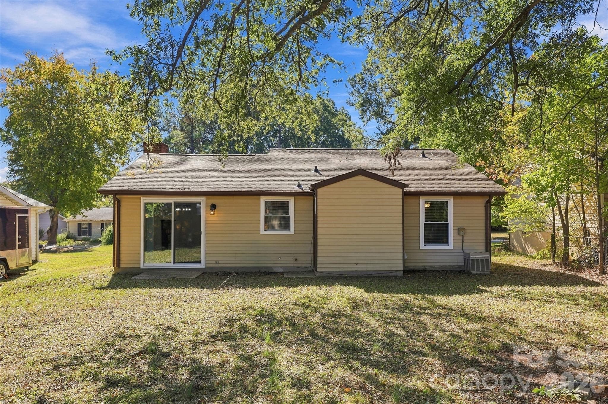 Single Family Residence at 5915 Sunset Chase Lane, Charlotte, photo 29 of 42