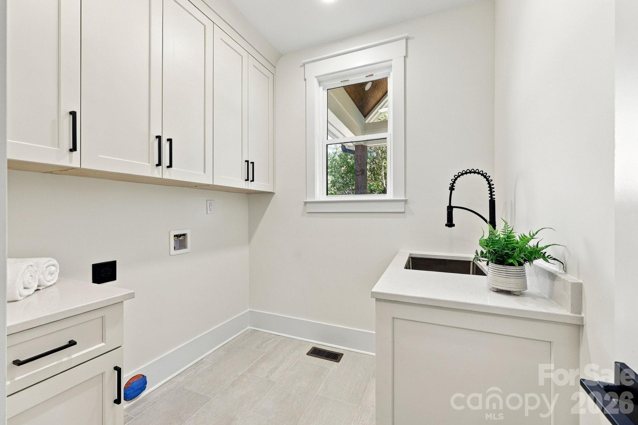 Laundry Room - 9140 Smith Road, Kannapolis