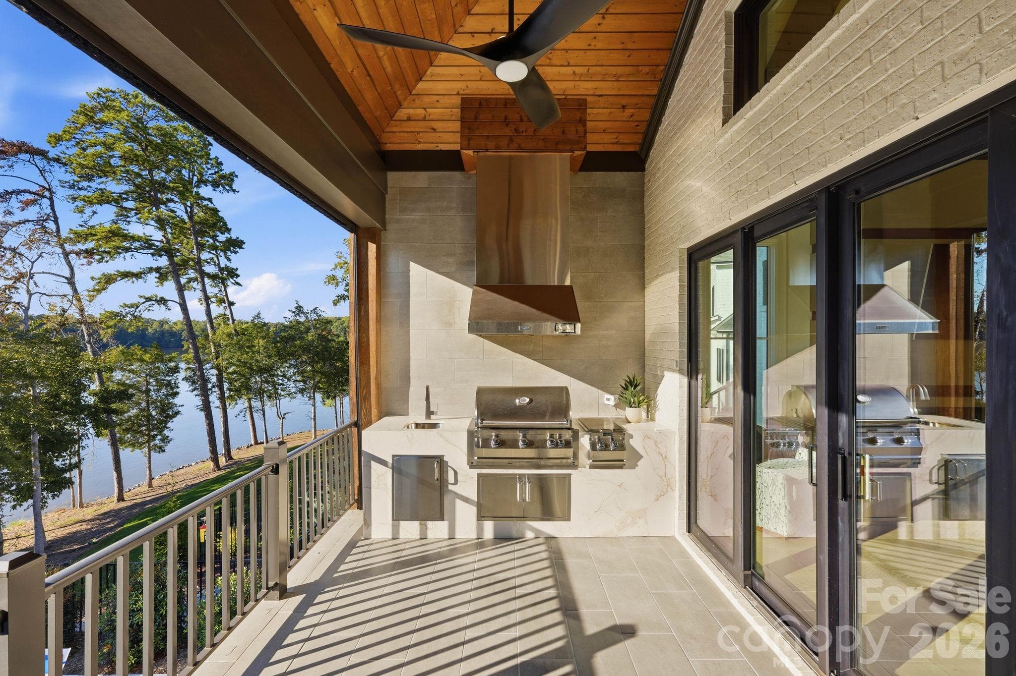 Outdoor kitchen on the lanai - 1016 Timberlake Point, Belmont