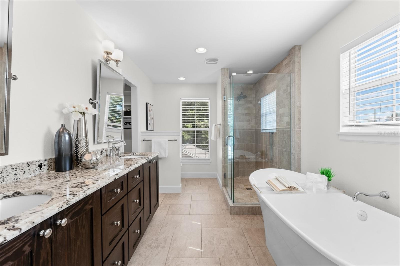 Single Family Residence at 1629 DORMONT LN, ORLANDO, photo 32 of 56