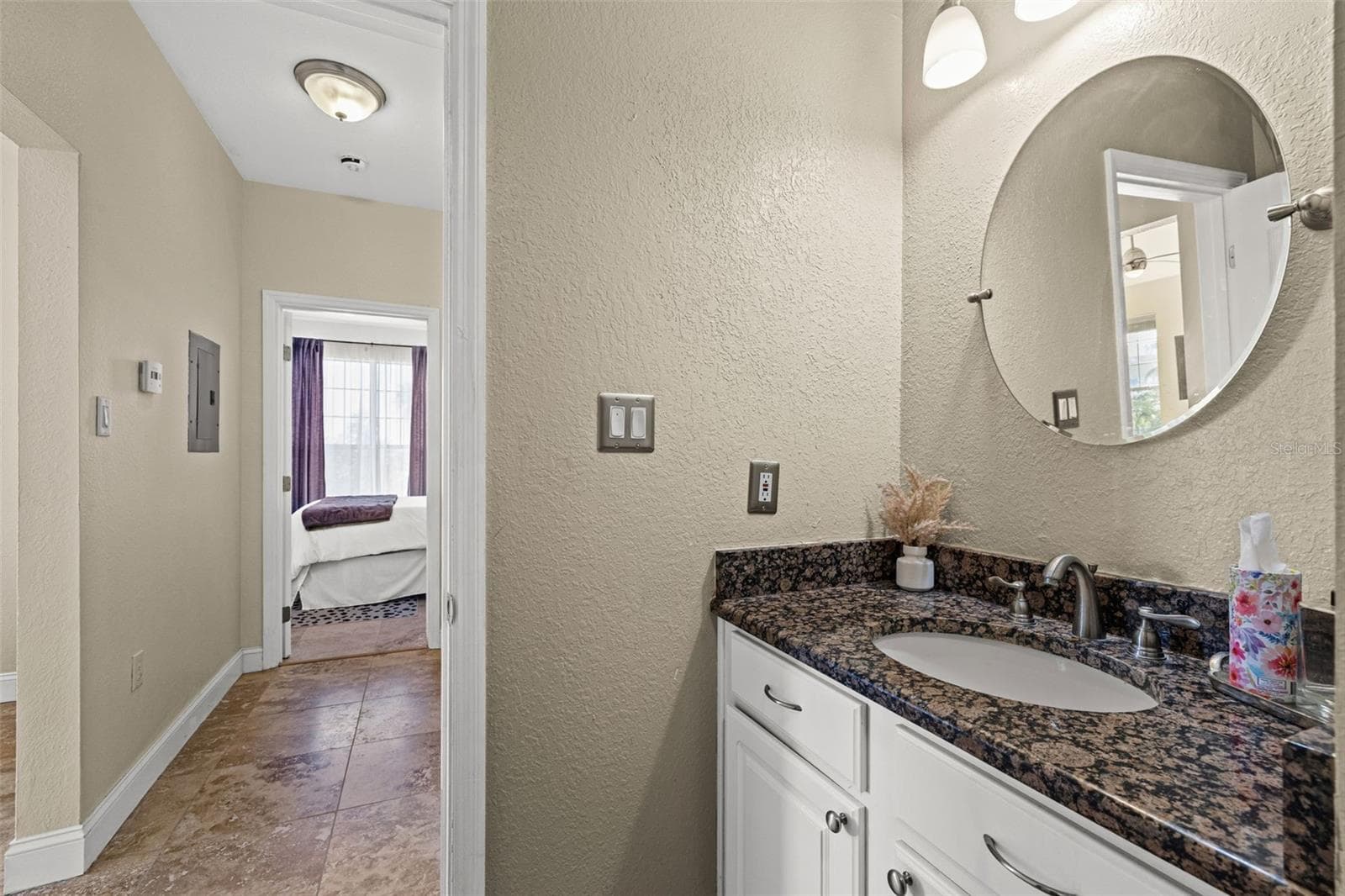 Condominium at 5000 CULBREATH KEY WAY #1-319, TAMPA, photo 38 of 45